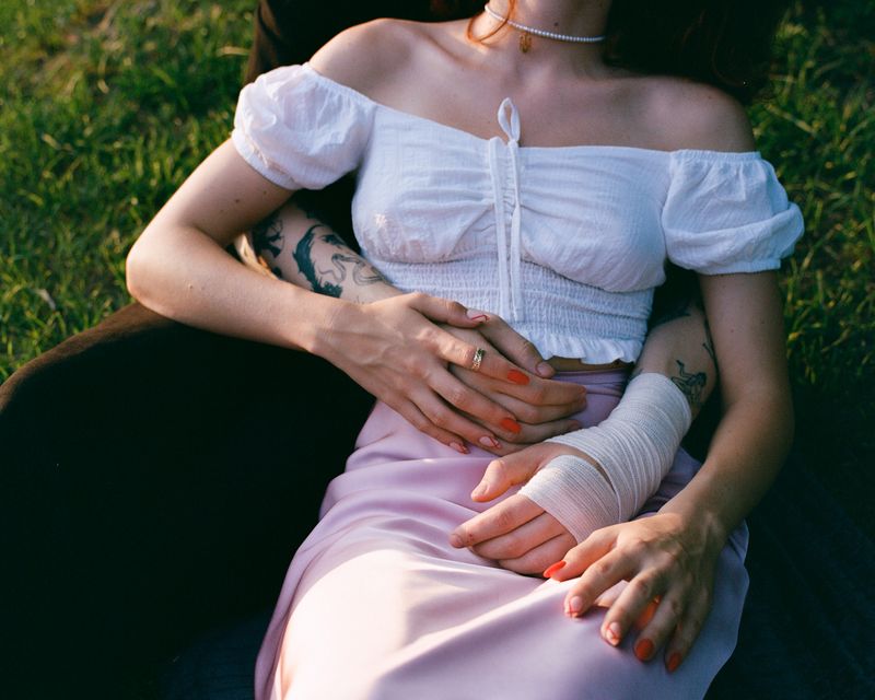 © Anya Tsaruk - Image from the I Hope Your Family is Safe photography project