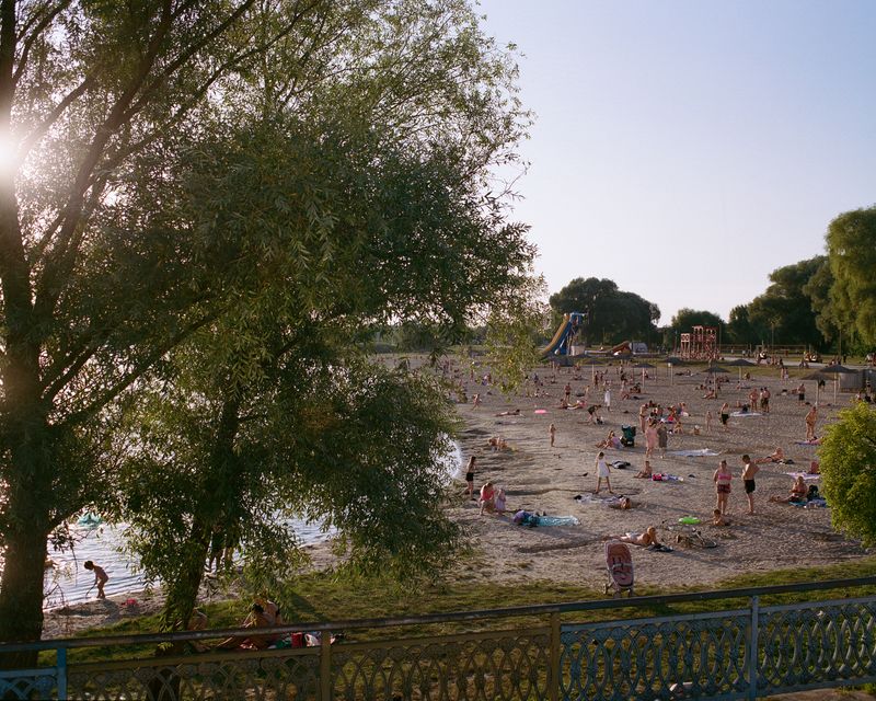 © Anya Tsaruk - Image from the I Hope Your Family is Safe photography project