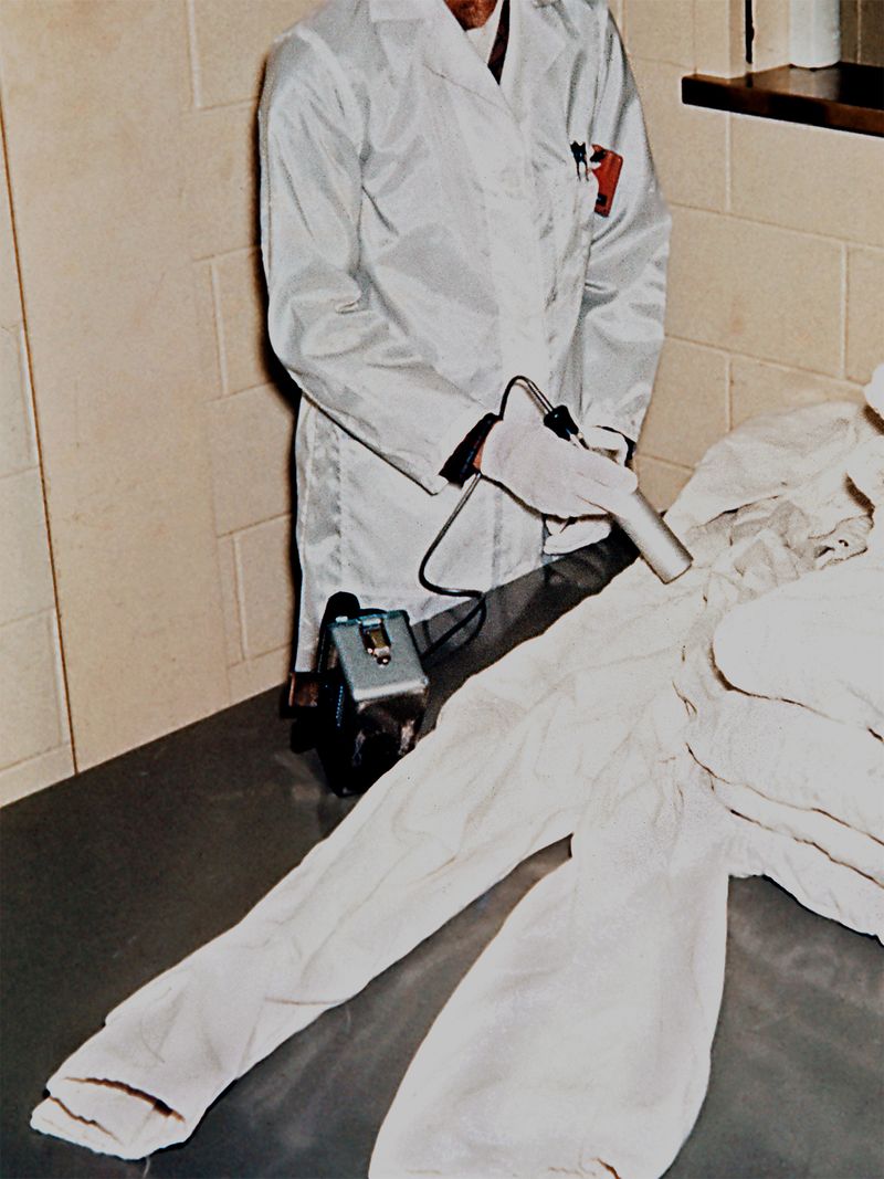 © Edward Nurton - Image from the The Elephant's Foot photography project