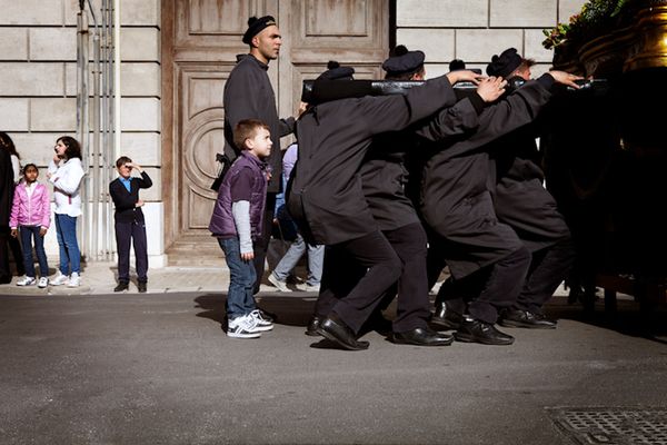 © Antonio Sansica - Image from the Misteri-The holy procession photography project