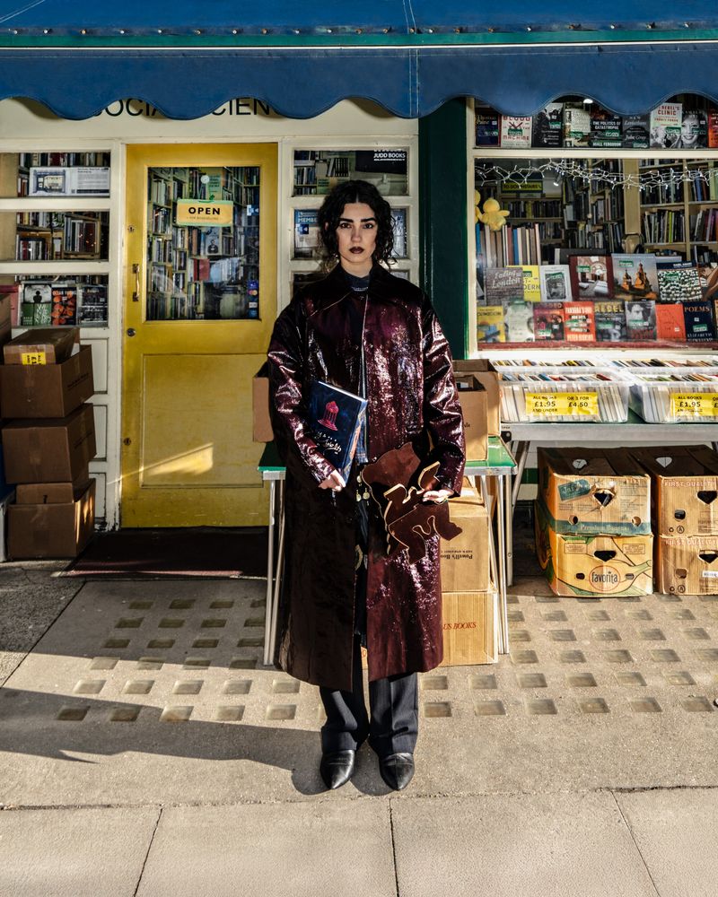 © Bea Dero - hafez at the bookshop