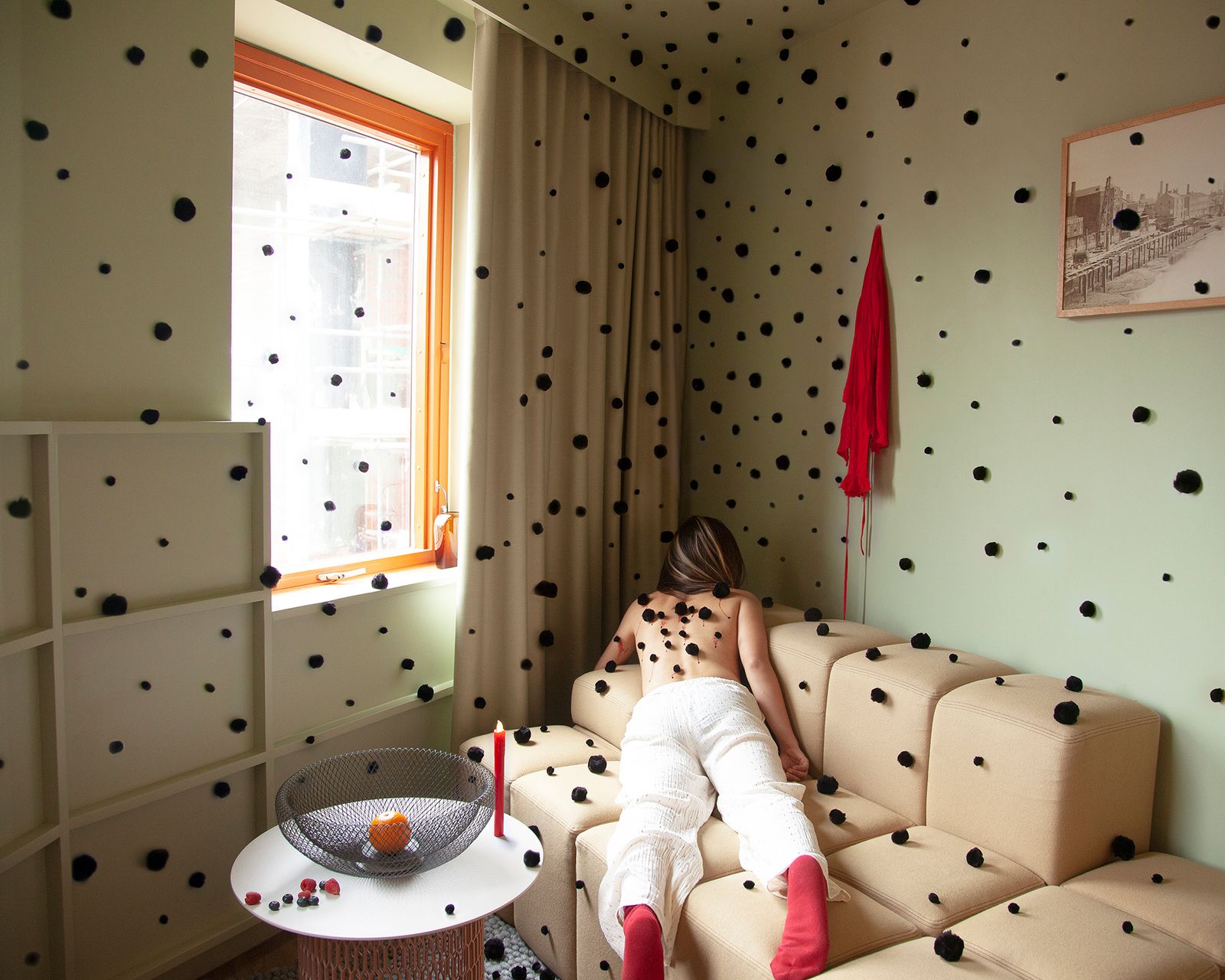 © Fion - Image from the The Skeletons In The Closet photography project