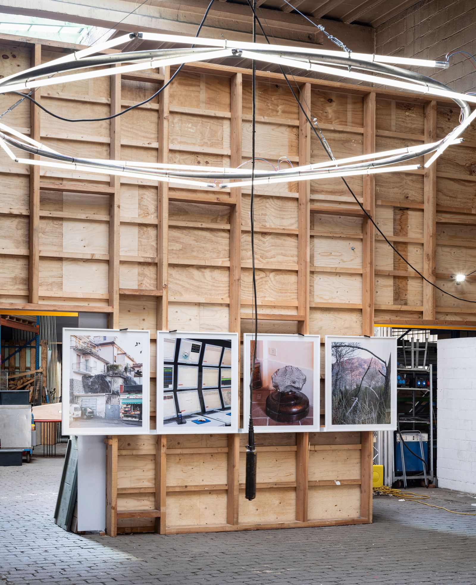 © De Cleene De Cleene - Installation view, 019, Gent, BE (2024)