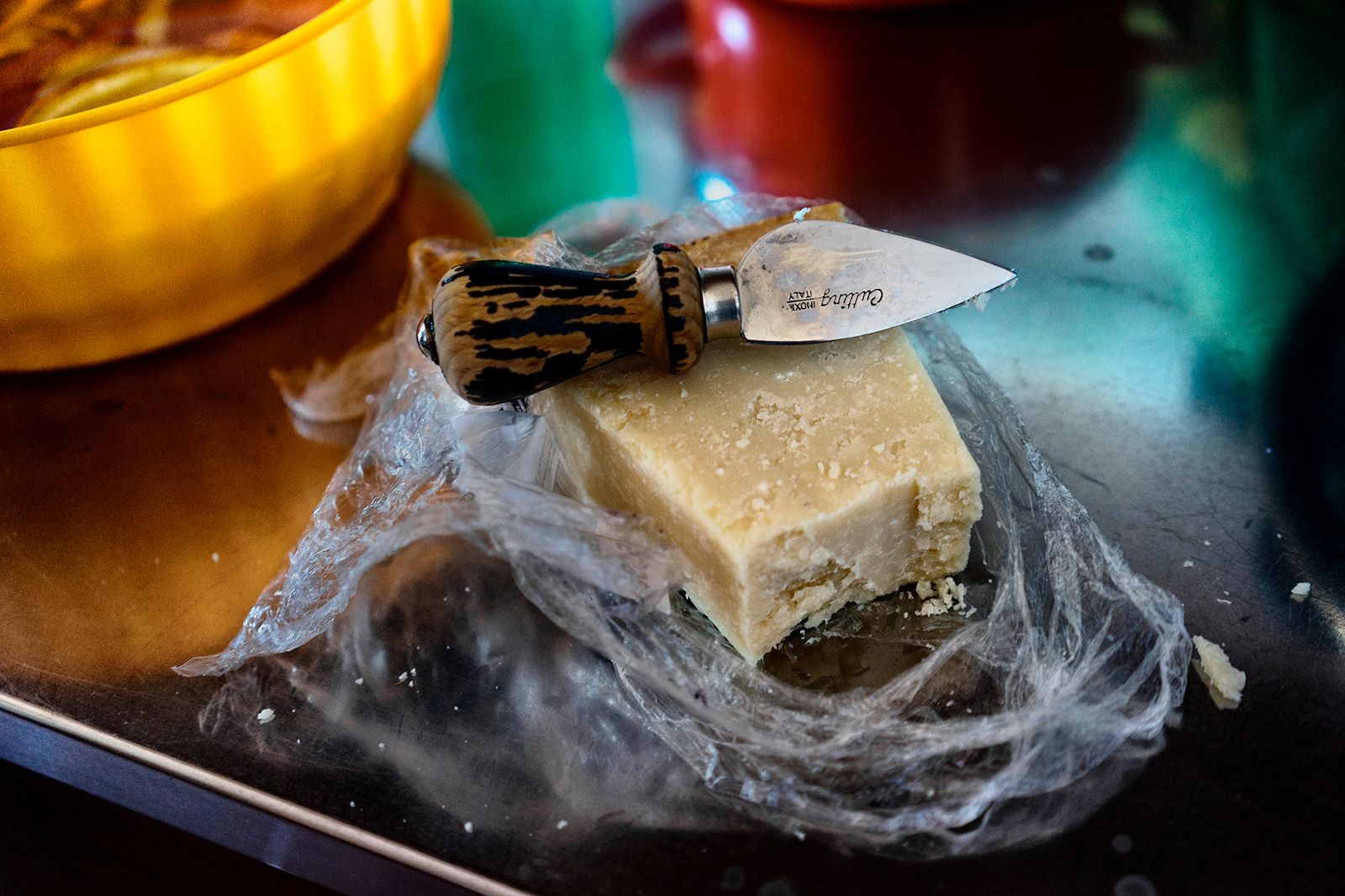 © Simona Bonanno - Parmesan cheese has to be cute with the apposite knife.
