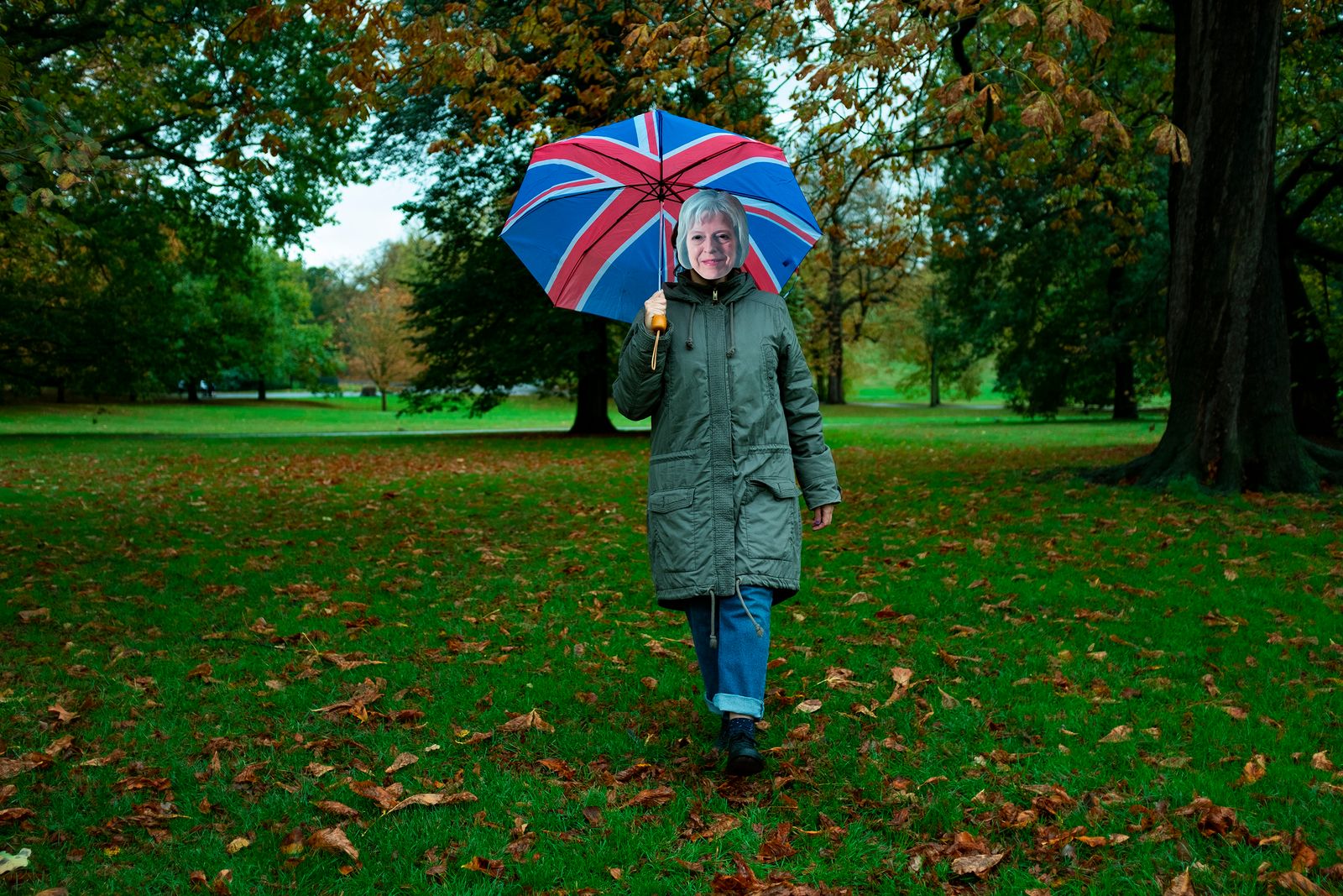 © Michela Carmazzi - "I wish I were Theresa in the park" Self-portrait wearing a cardboard mask of Theresa May.