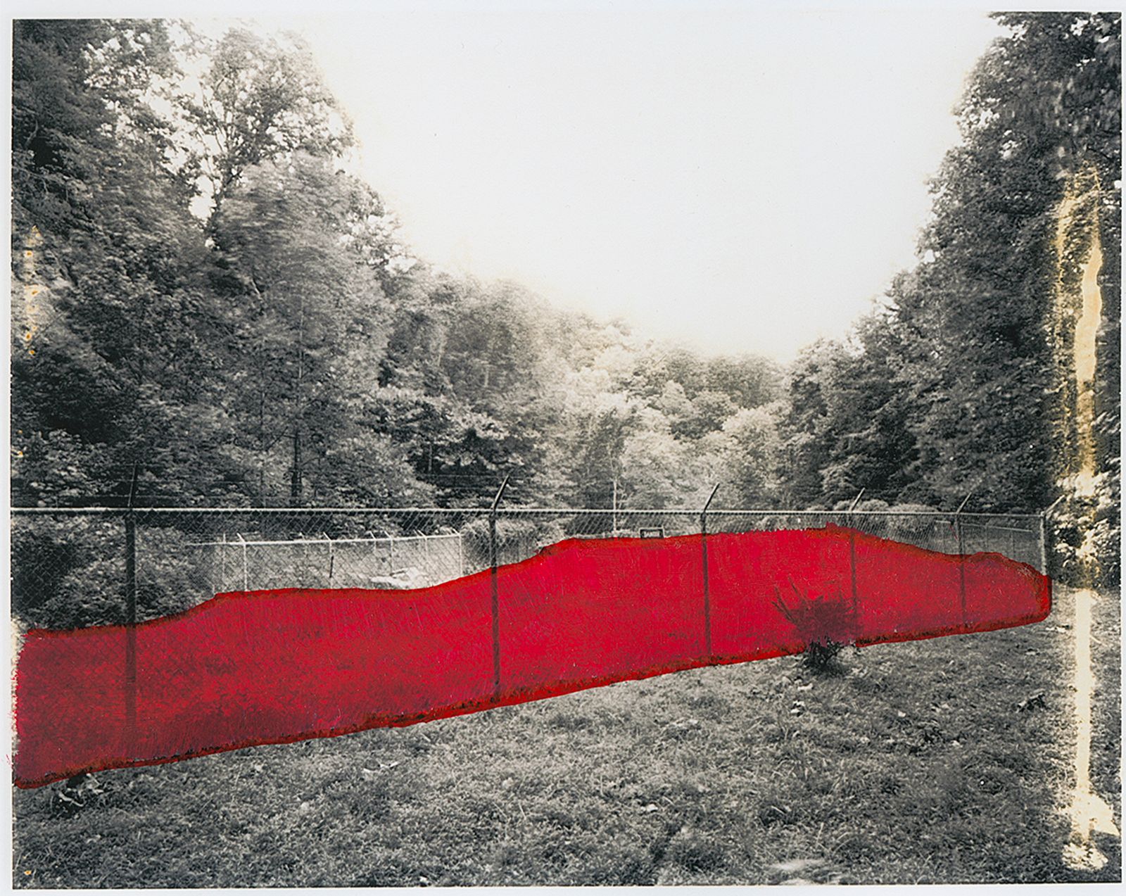 © Mathieu Asselin - Ilegal dump site.POCA RIVER BASIN, WEST VIRGINIA. 2012