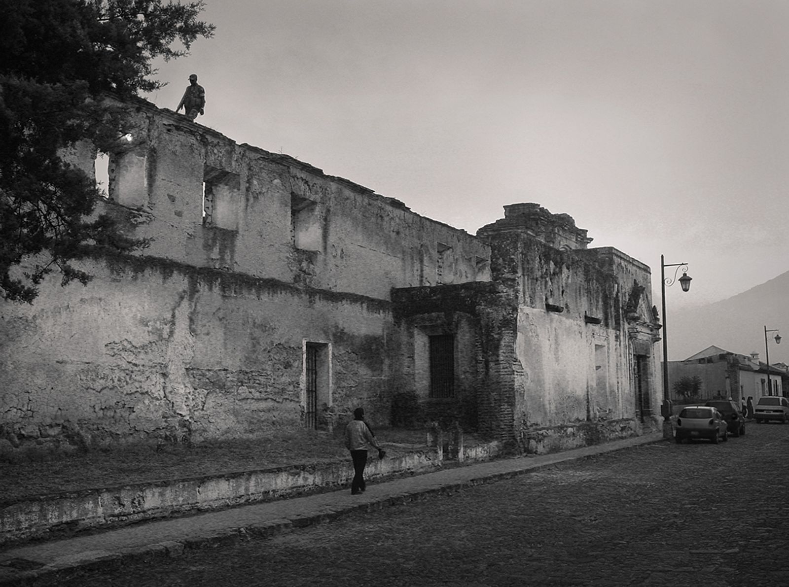 © Javier Shirley - Image from the Antigua: Rituals and Daily Life photography project