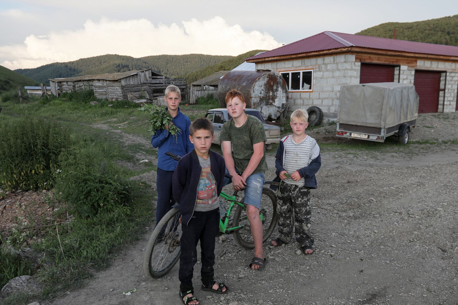 © NADEZHDA ARESHINA - Egor, Sasha, Maxim, Sergei. Kuyacha village, Altay region, Russian Federation, 2021.