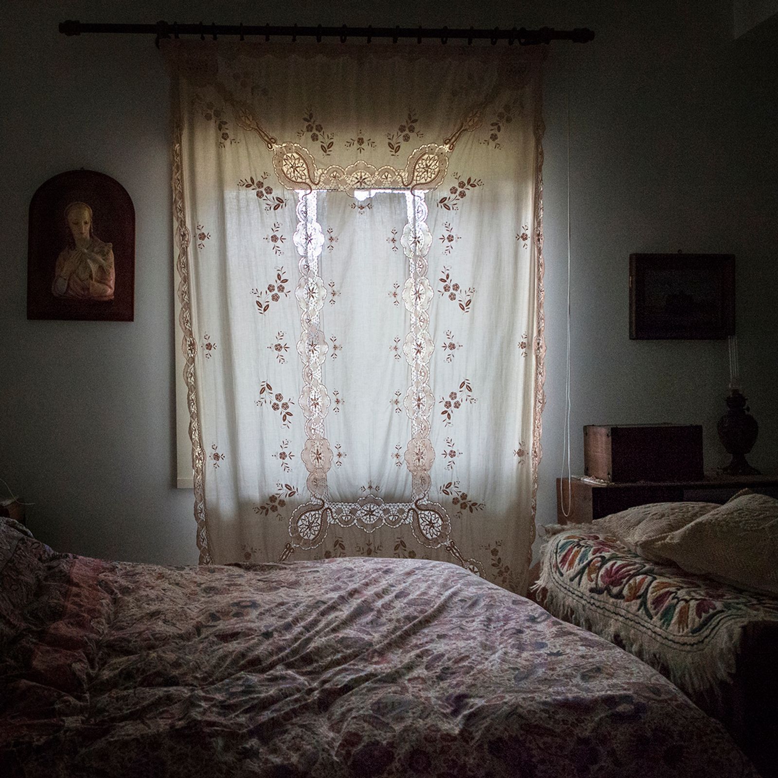 © Melissa Ianniello - Lara Elia and Lia D'Urso's bedroom (Nicolosi – Sicily).