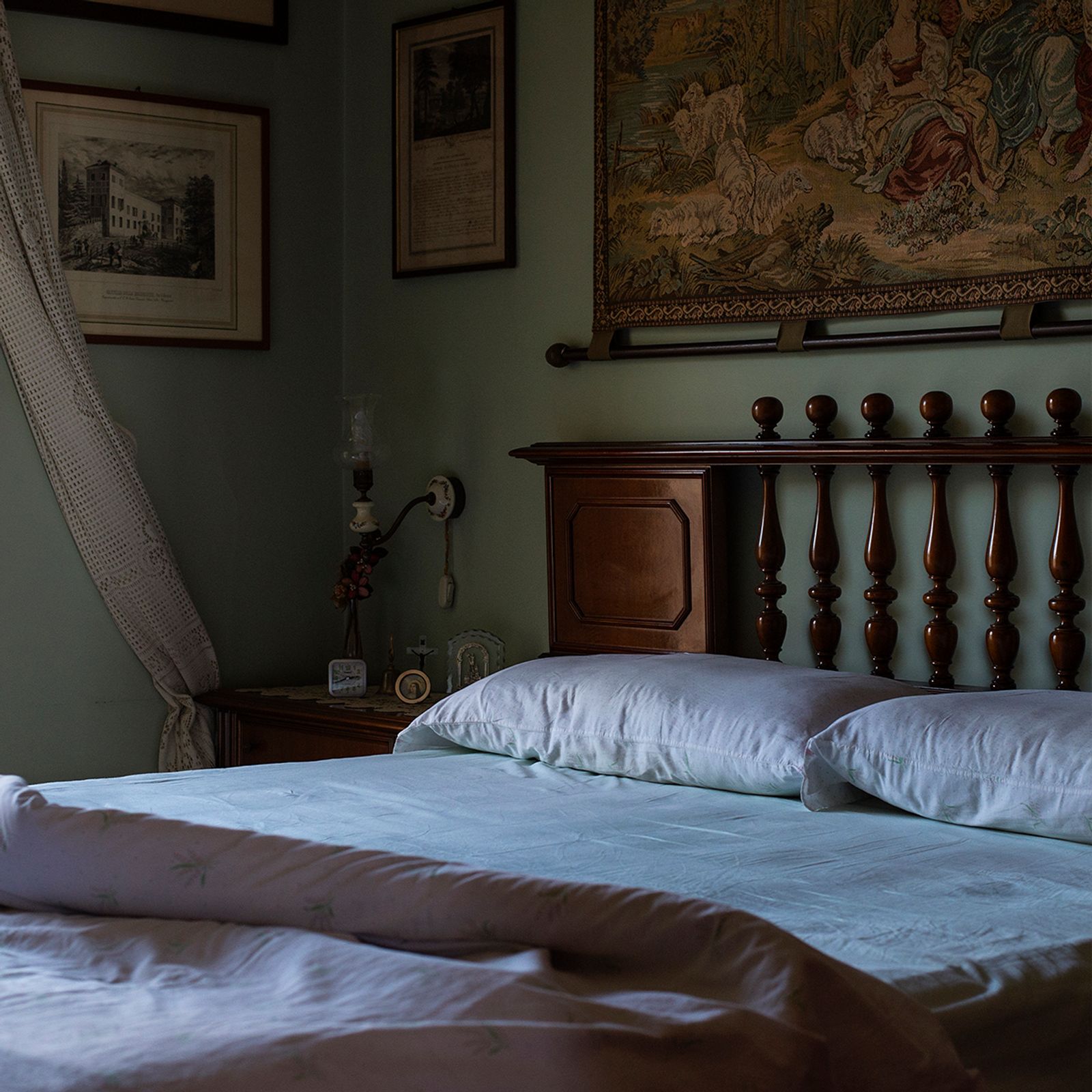 © Melissa Ianniello - The bedroom in which Gianni Reinetti assisted his partner Franco until his death (Turin – Piedmont).