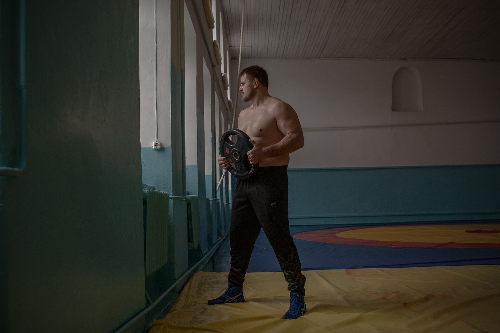 © Maurizio Gjivovich - Soviet-era wrestling gym in Comrat / the Moldovan national champion of Russian origin Alexandr Romanov trains here