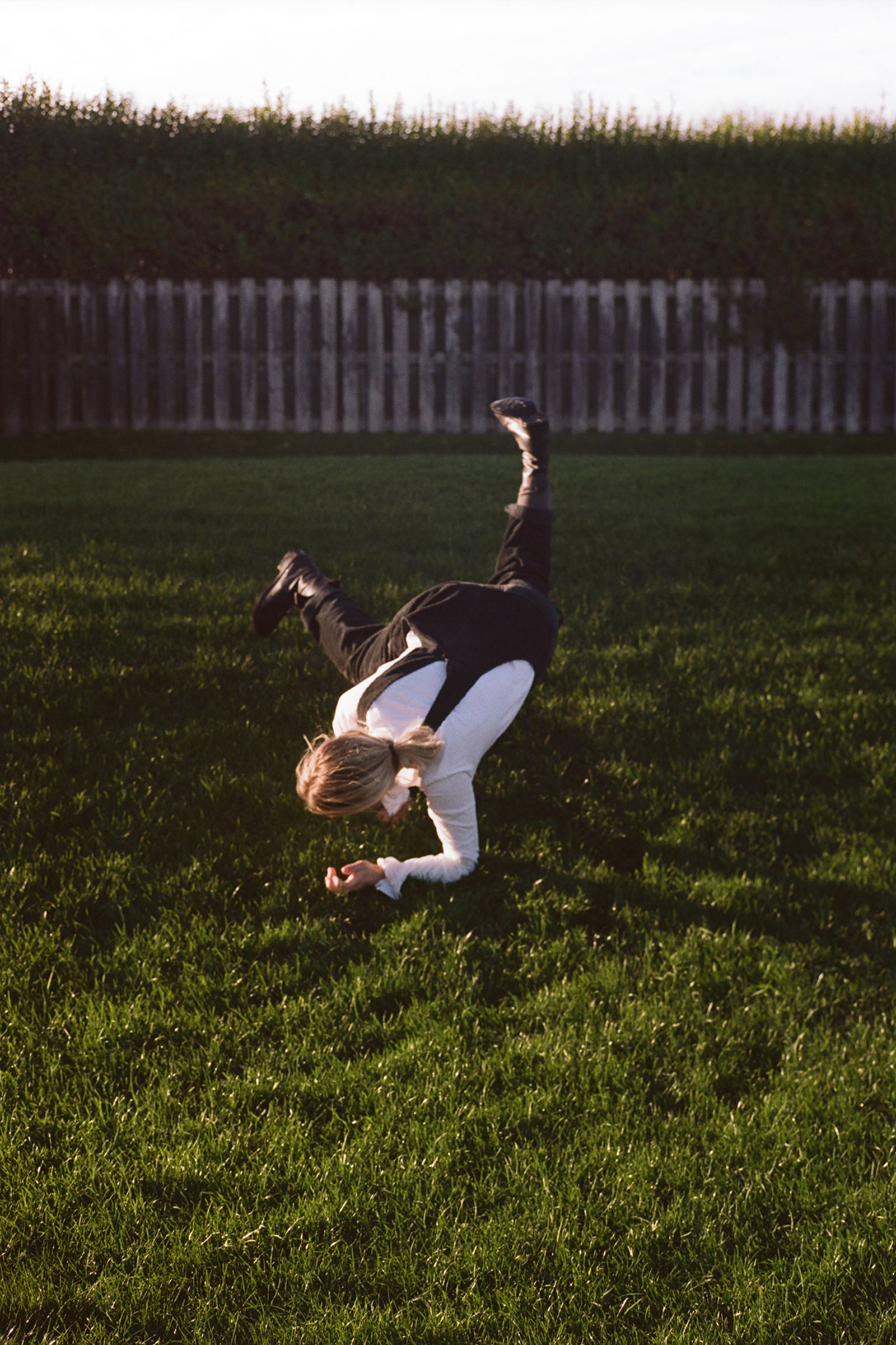 © Gabby Laurent - Image from the Falling photography project