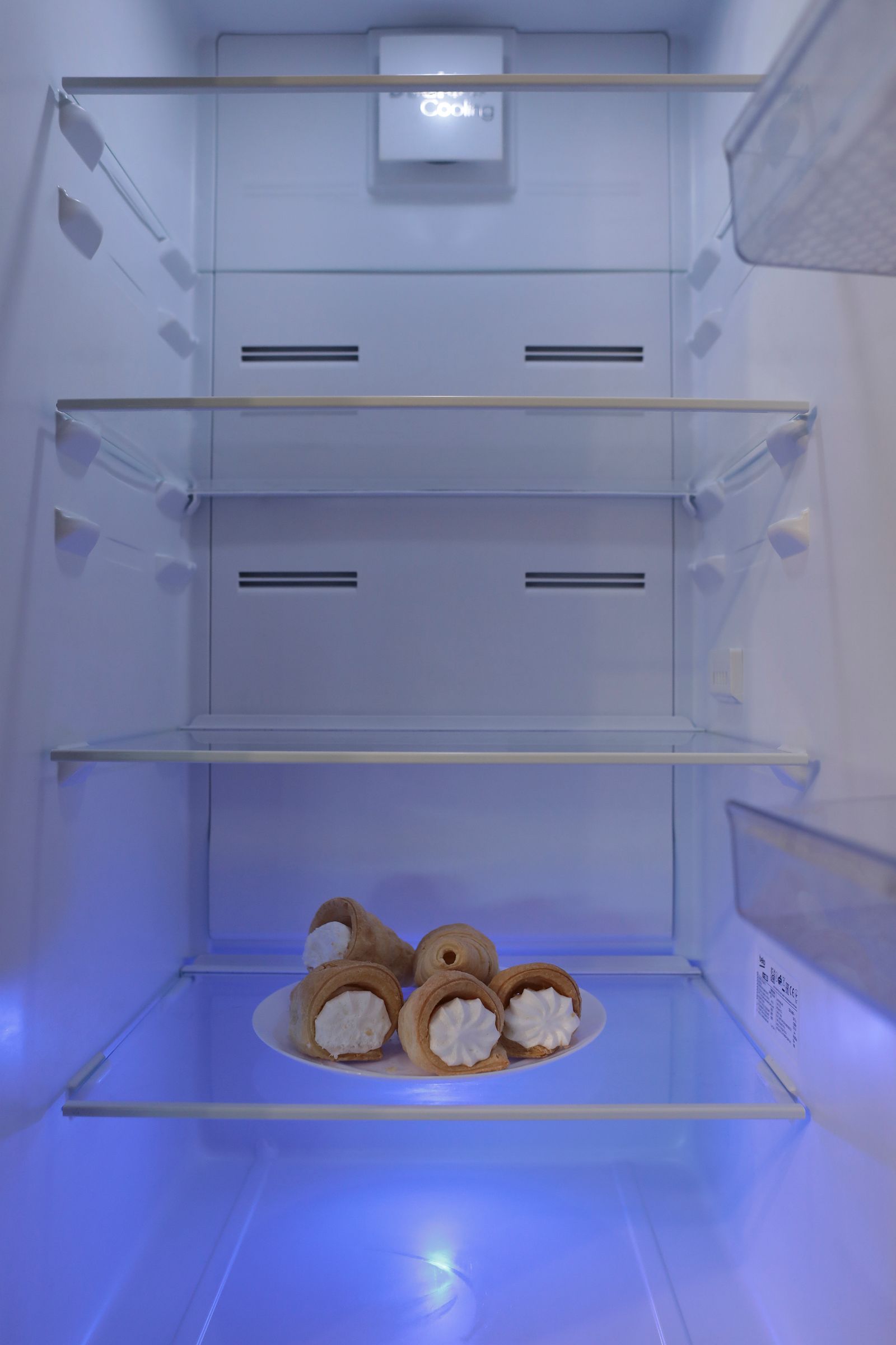 © Olga Manakova - Image from the IN SEARCH OF THE EIGHTH BUILDING photography project