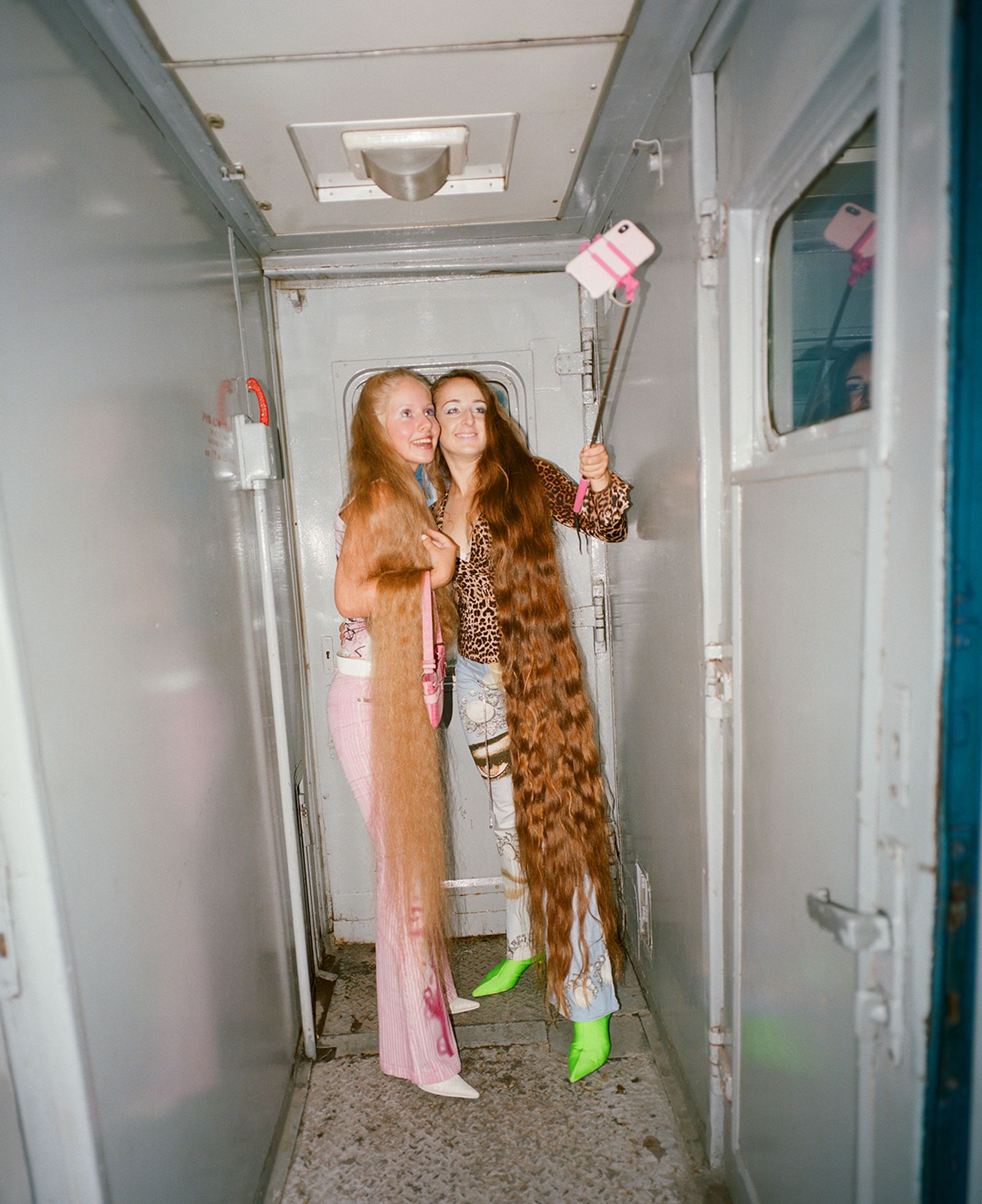 © Julie Poly - Image from the Ukrzaliznytsia photography project