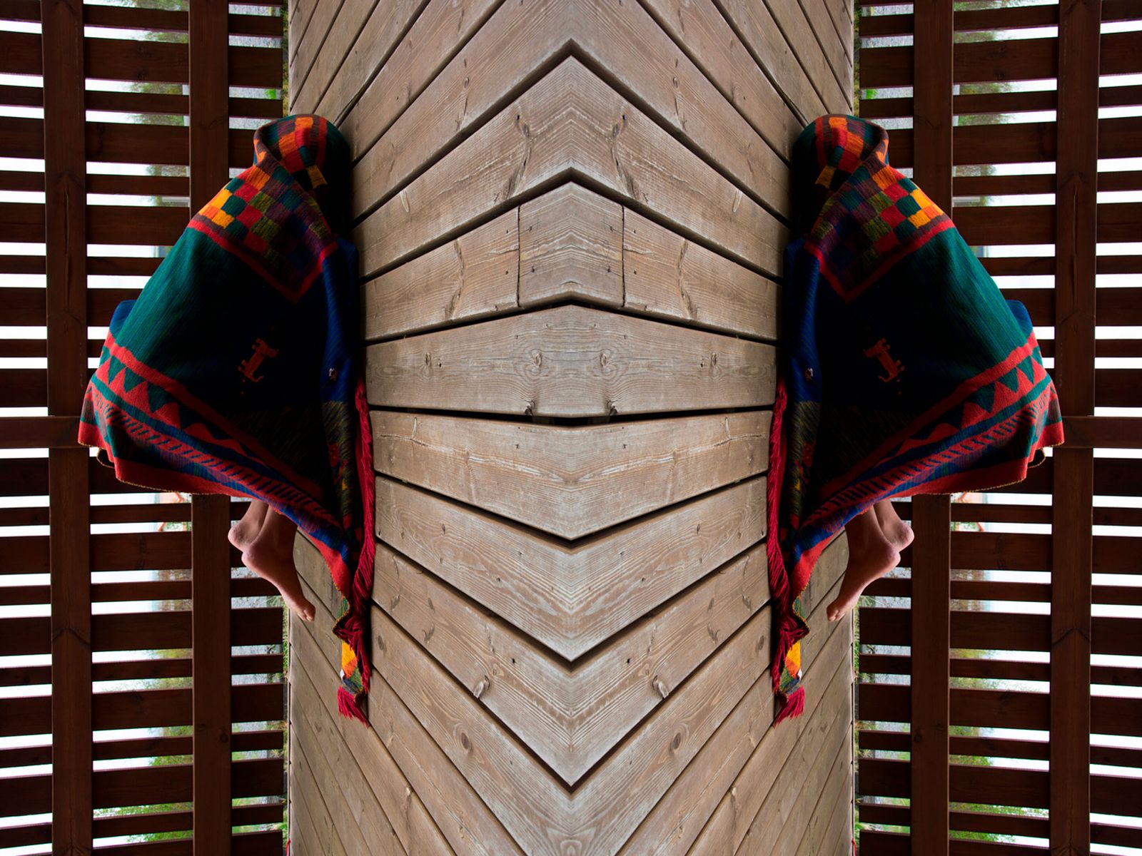 © Liza Ambrossio - "Reflection act" from the series "Blood Orange"
