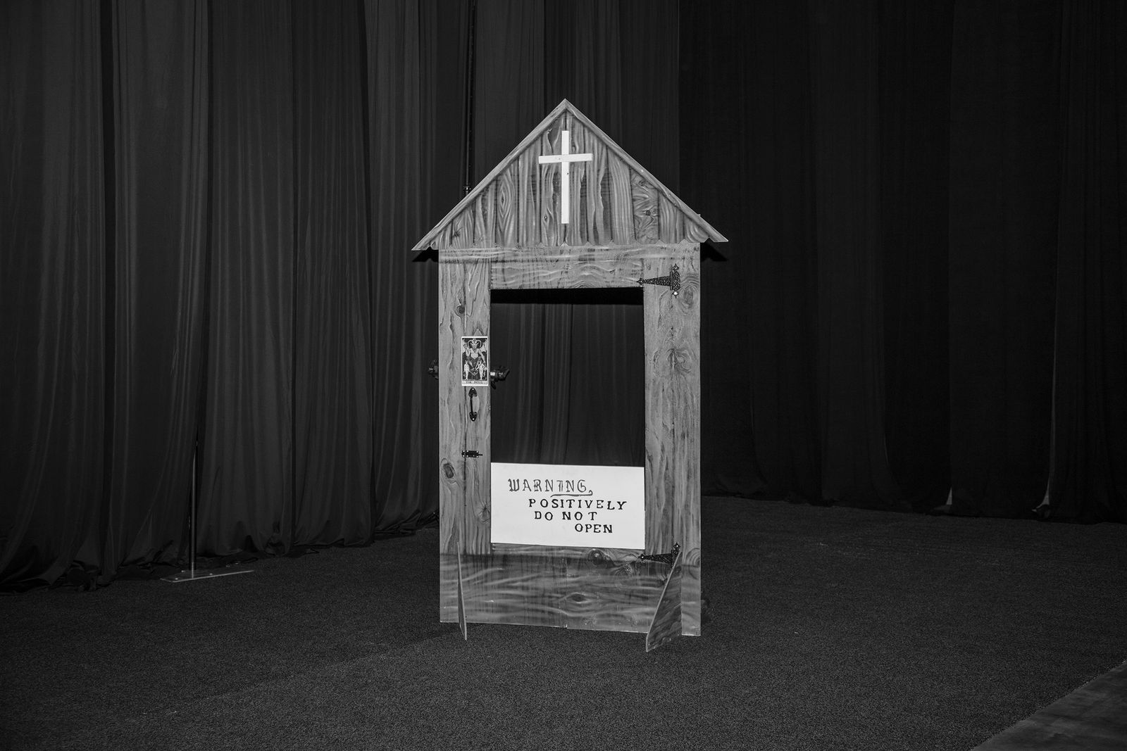 © Patricia Voulgaris - Image from the When The Sun Hits photography project