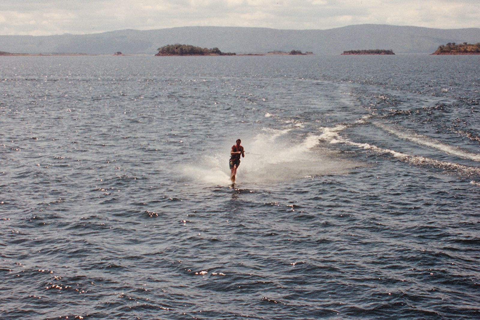 © Jono Terry - Family archives: water skiing on Lake Kariba.