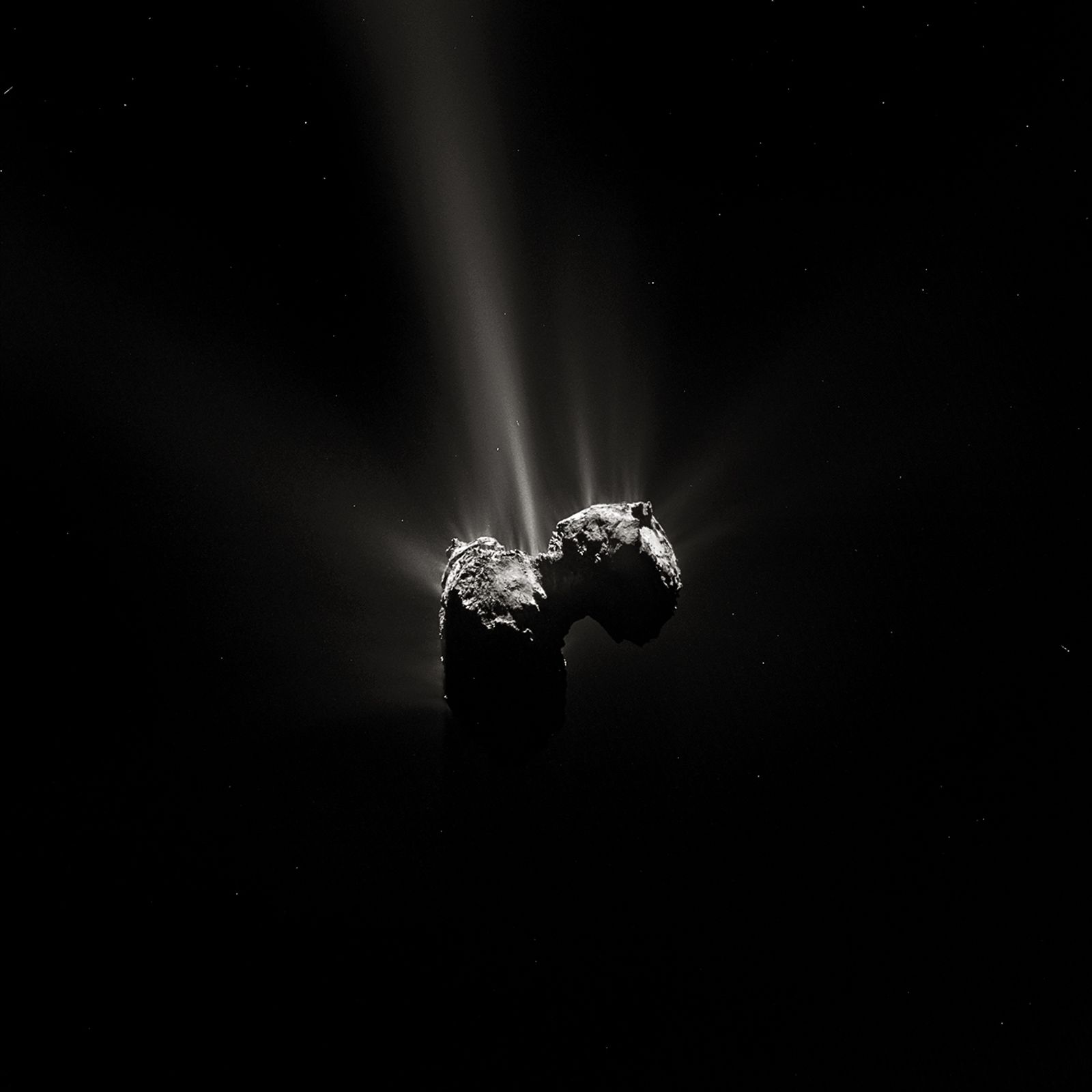 Photographs from Rosetta’s 10-Year Journey through Deep Space