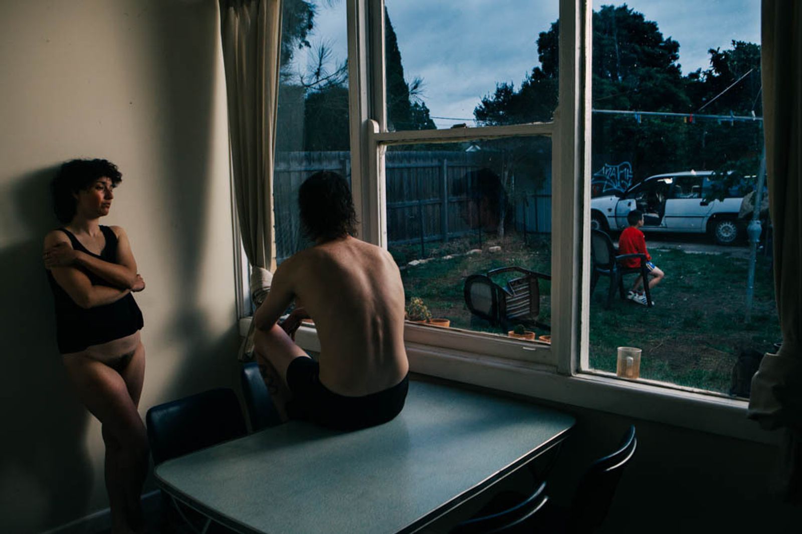 Unveiling the Humdrum Façade of Small Town Australian Suburbia