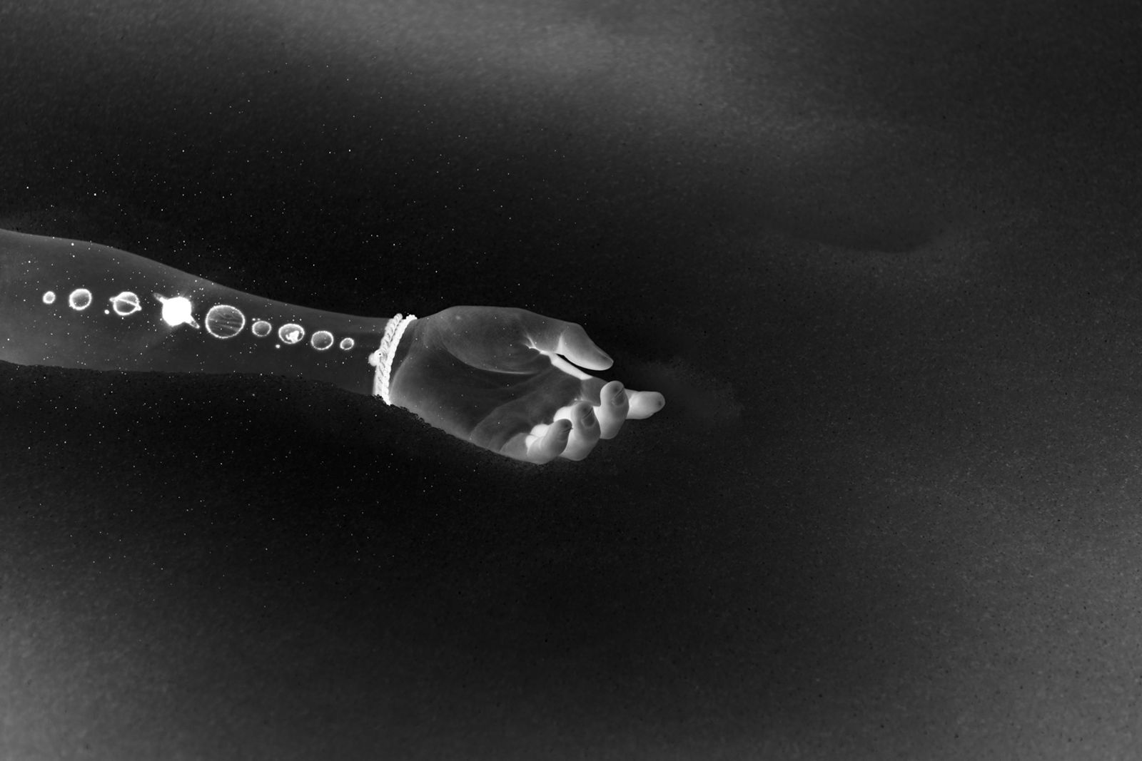 © Starry Kong - Image from the It's still Dark, but sometimes I see the Stars photography project