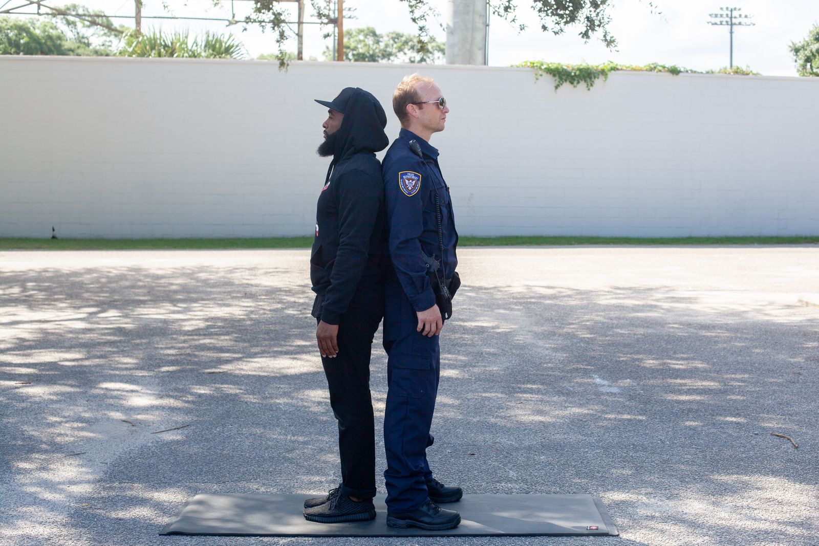 © Medina Dugger - Image from the Couples Yoga photography project