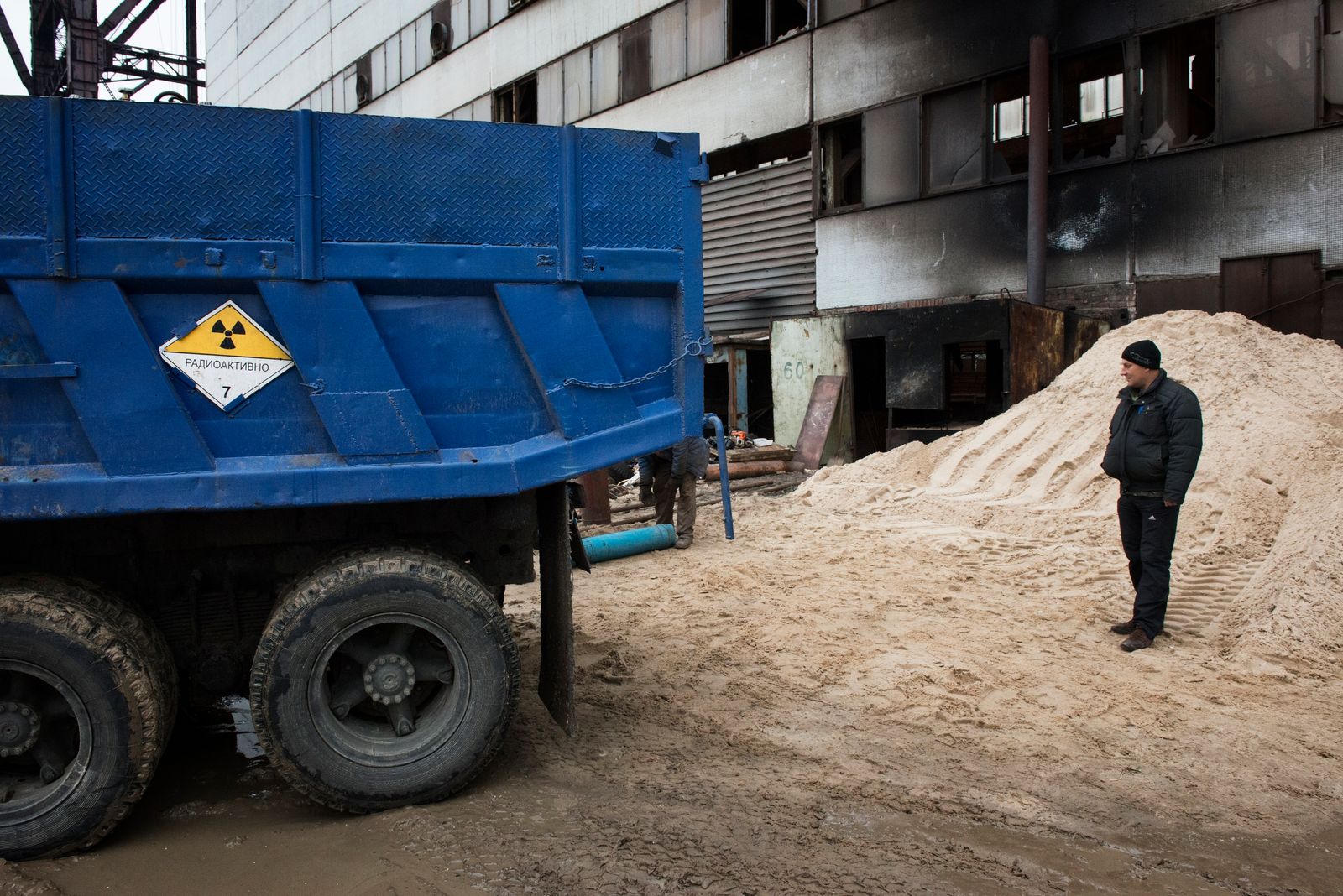 © Pierpaolo Mittica - The truck to transport the radioactive srcap metal