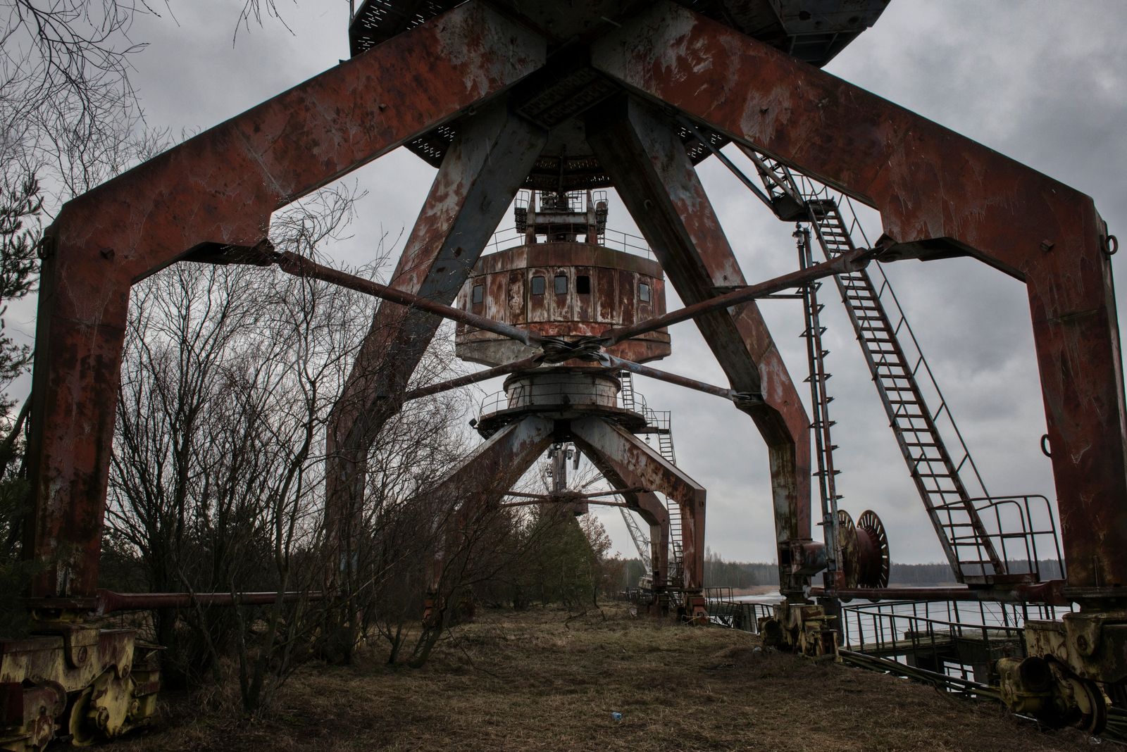 © Pierpaolo Mittica - Abandoned cranes in the Chernobyl river port. Chernobyl Exclusion Zone.