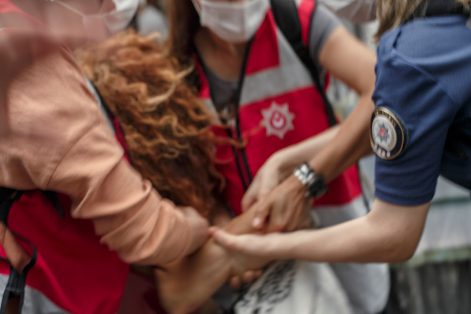 © Hannah Cauhépé - Police attack at Pride March 2021