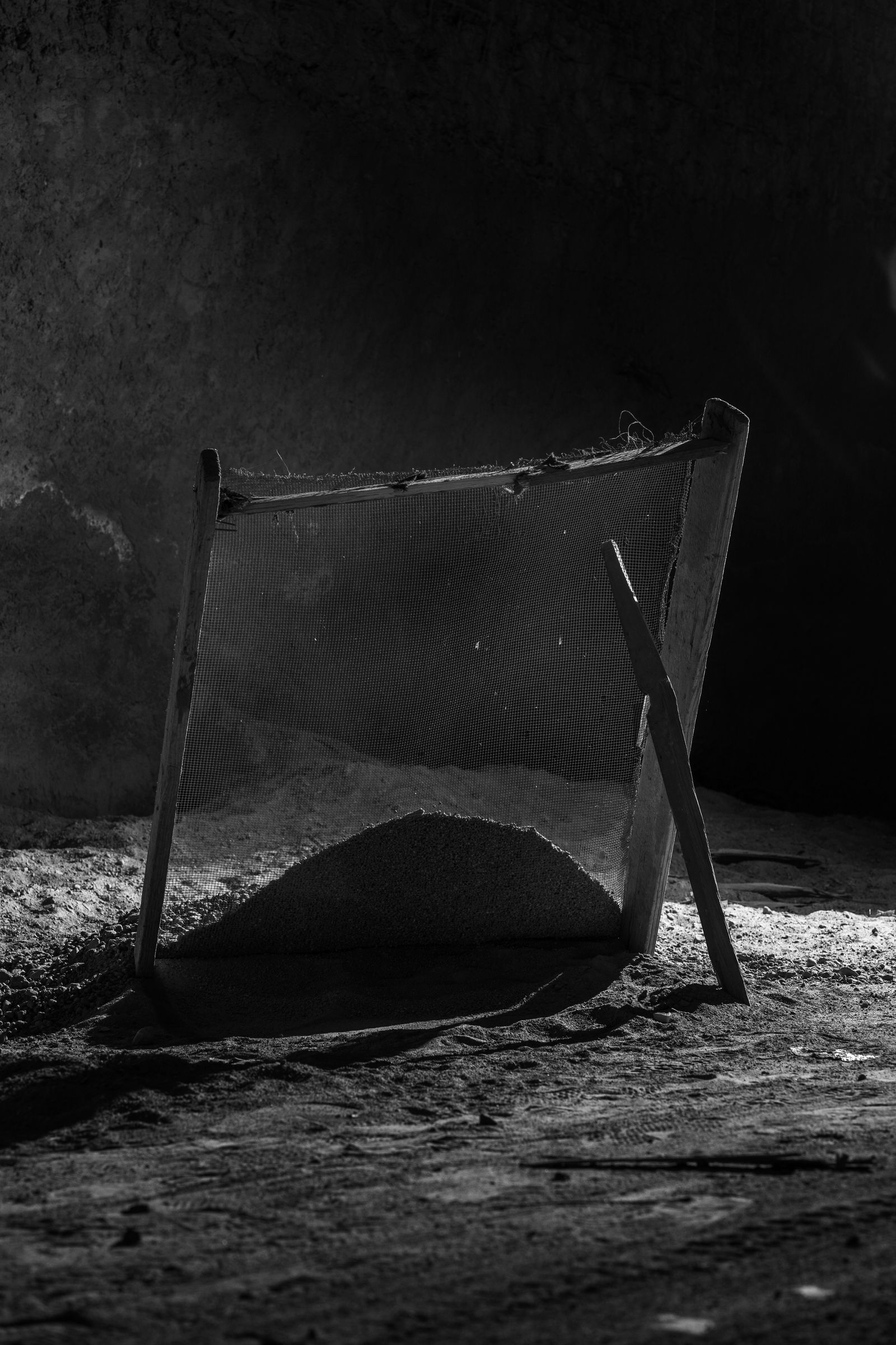 © Valeria Arendar - Image from the The bastard son of the Revolution photography project