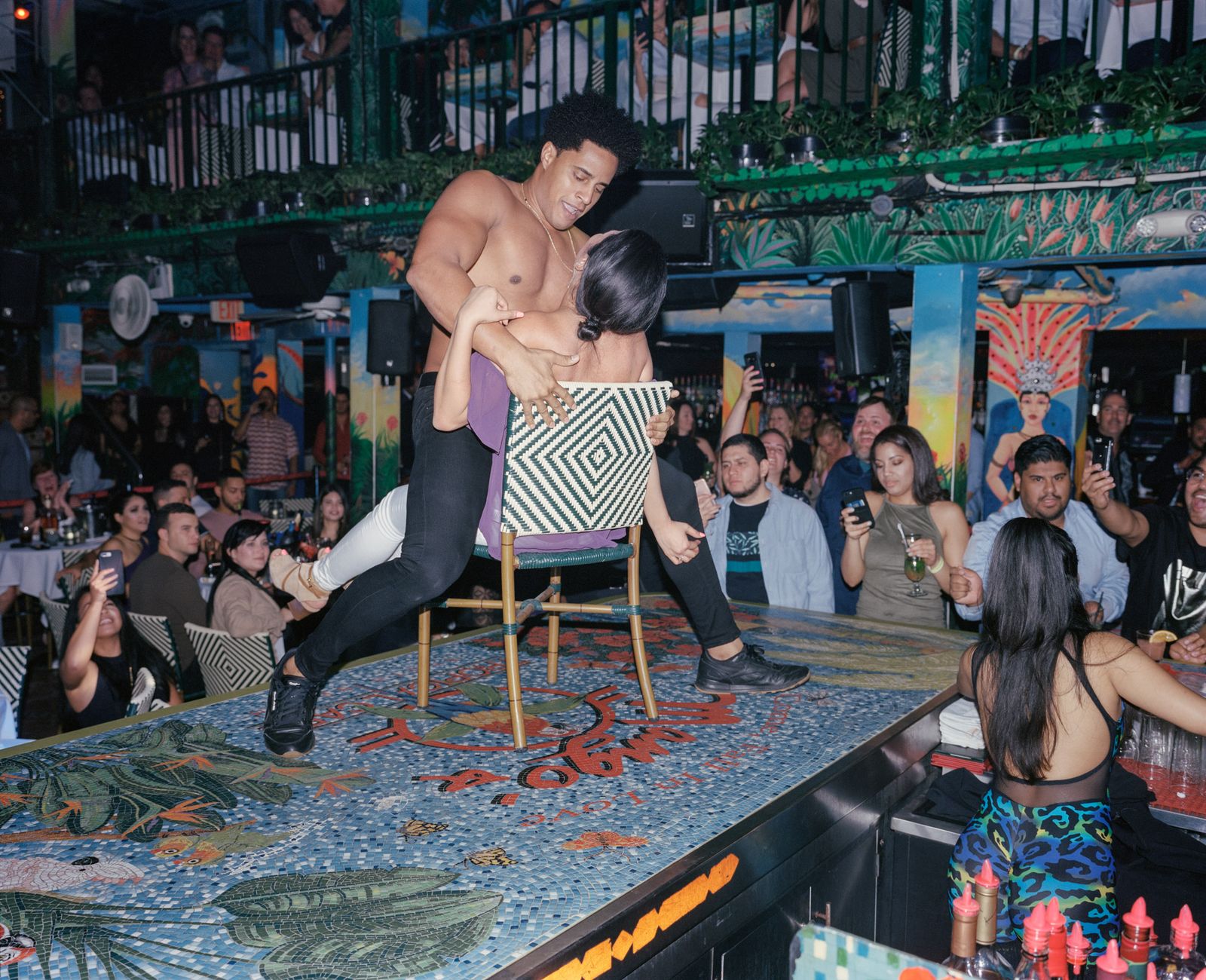 © Viktor Hübner - Mango’s in Miami Beach, FL / 2018