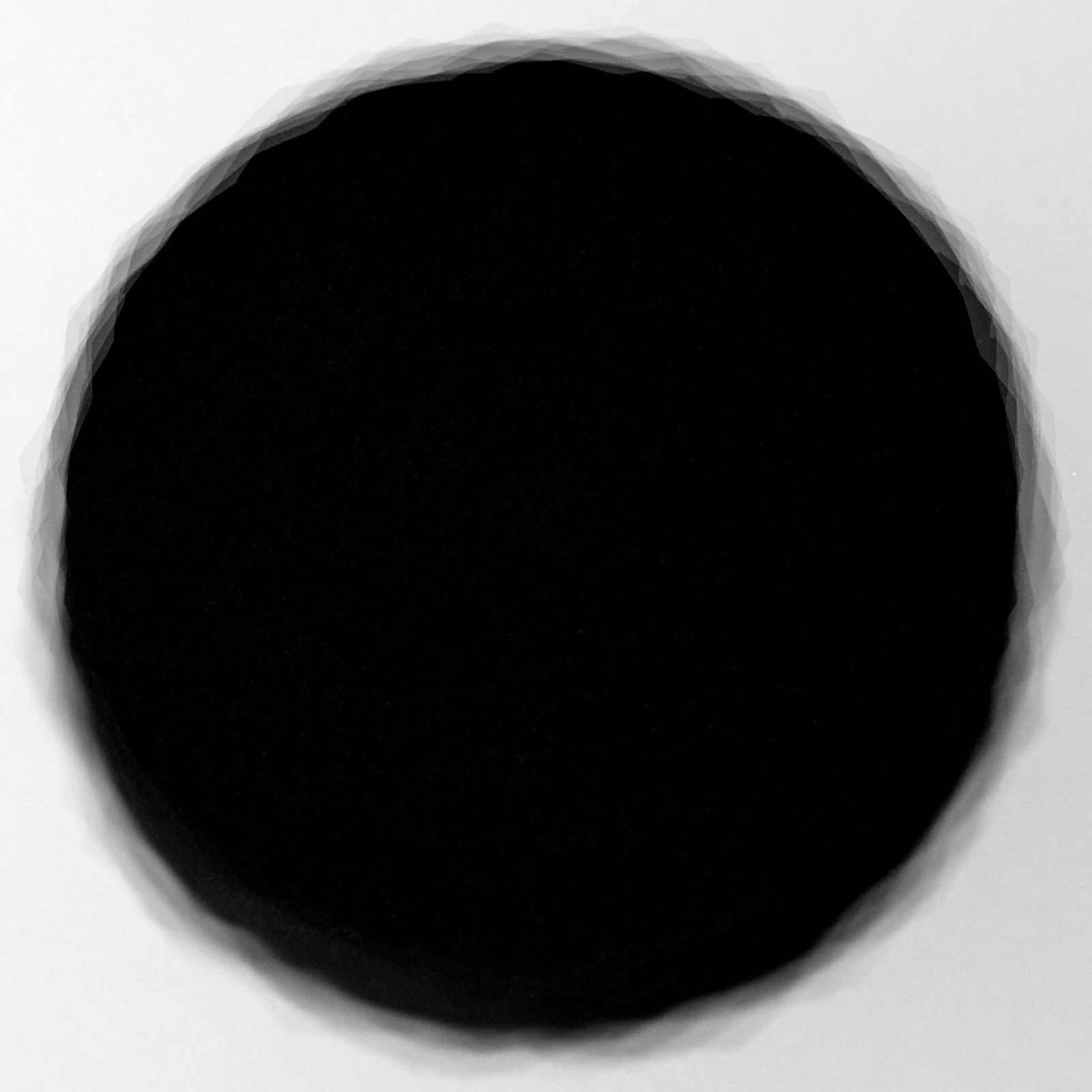 © Fernando Marante - Black hole red hole: black