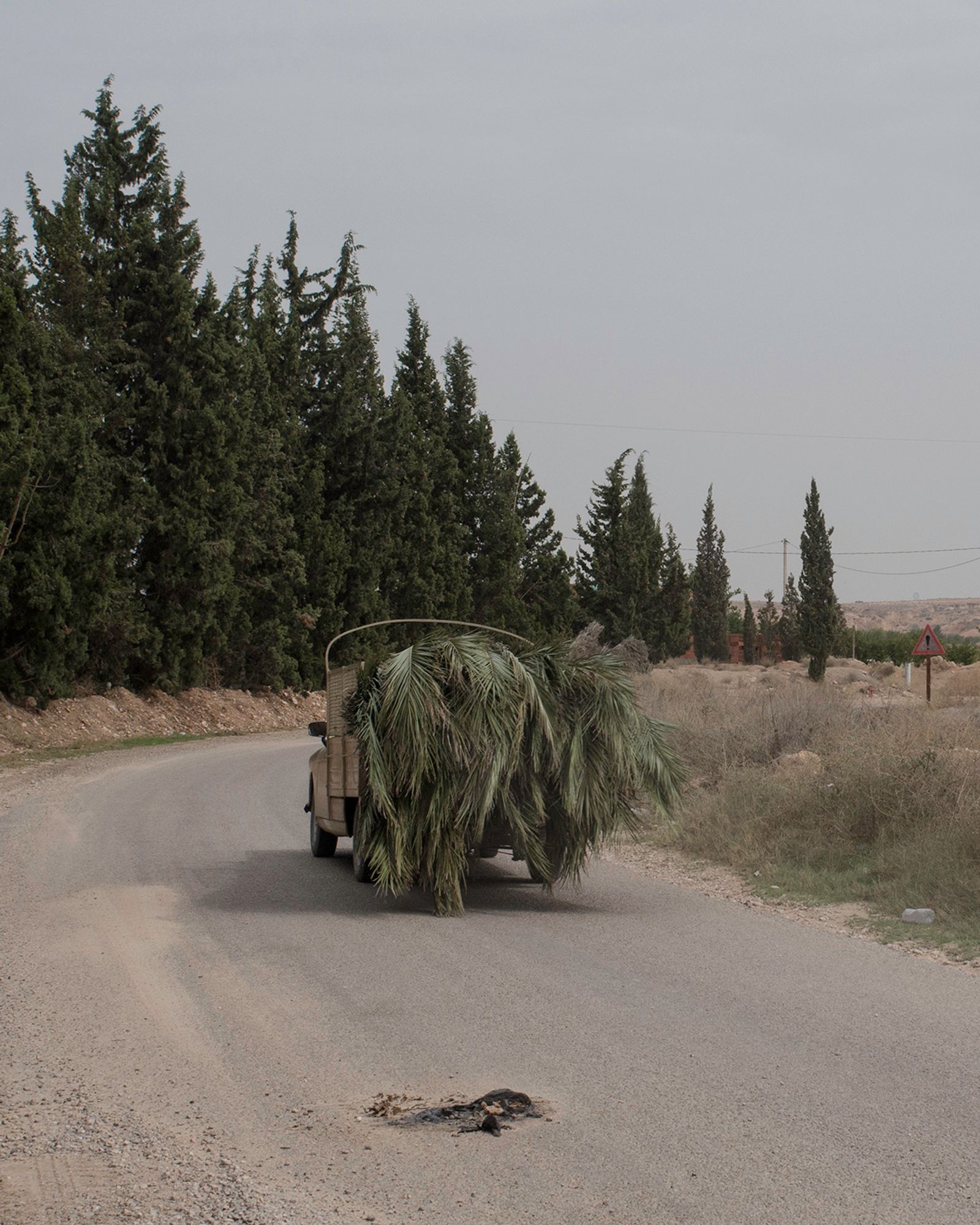 © Enrico Doria - A street close to the Rahmeni field