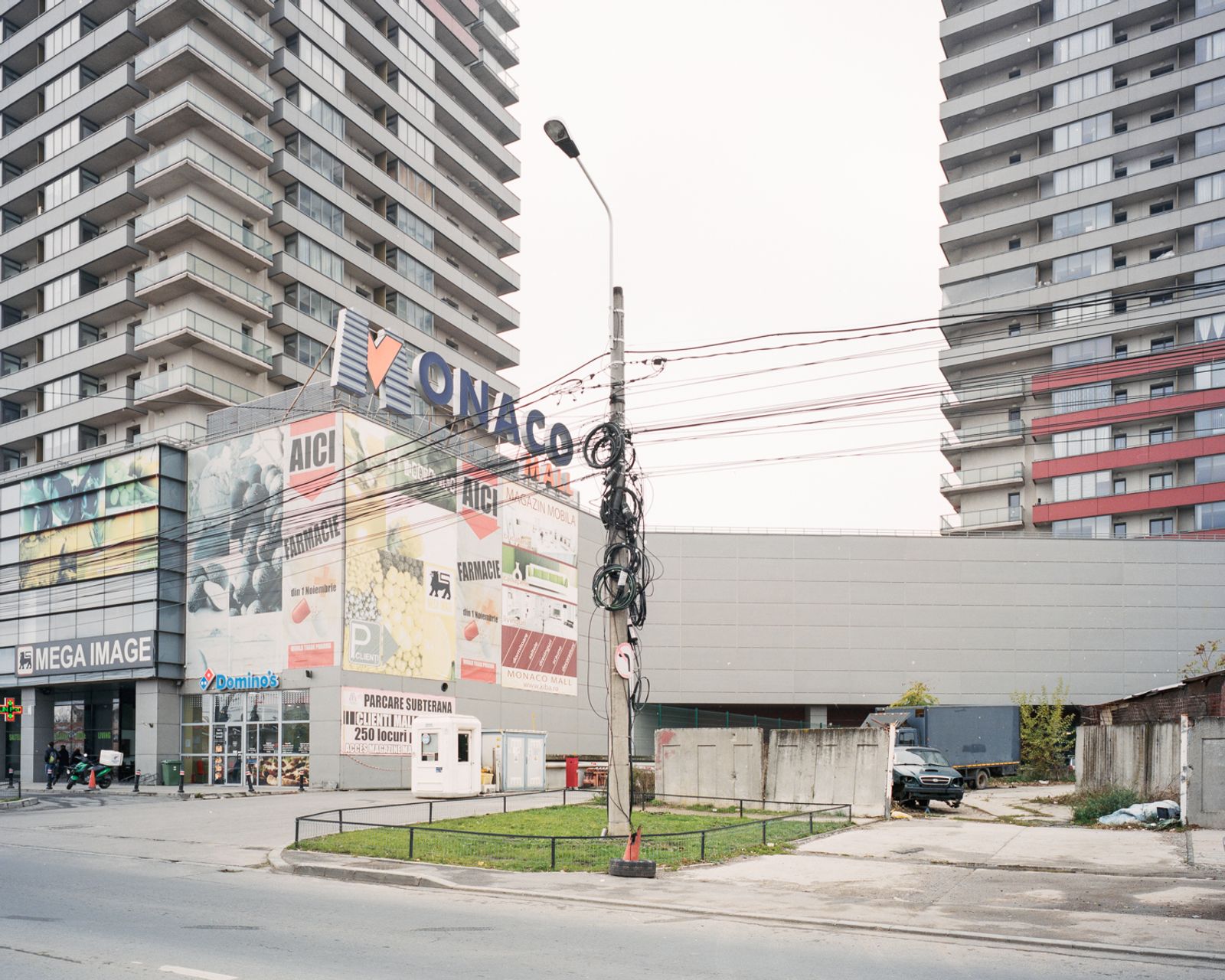 © Paweł Jaśkiewicz - Image from the Serene urbanism photography project