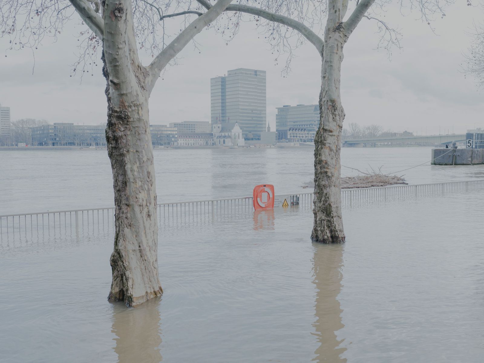 © Maximilian Mann - Image from the Between hope and dystopia photography project