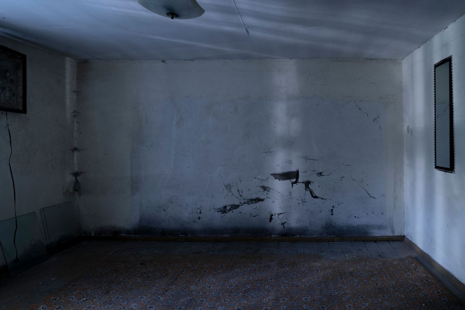© Małgorzata Smieszek - Image from the Home photography project