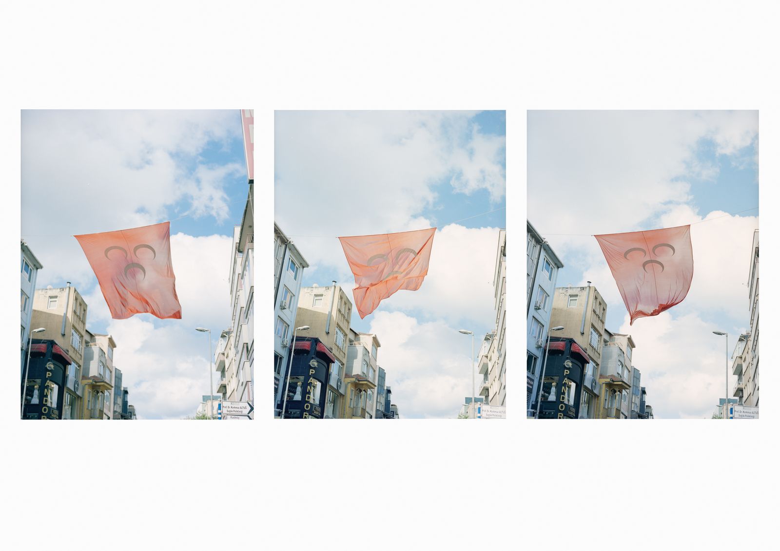 © Rebecca Topakian - Image from the Il Faut Que Les Braises De Constantinople S'envolent Jusqu'en Europe photography project