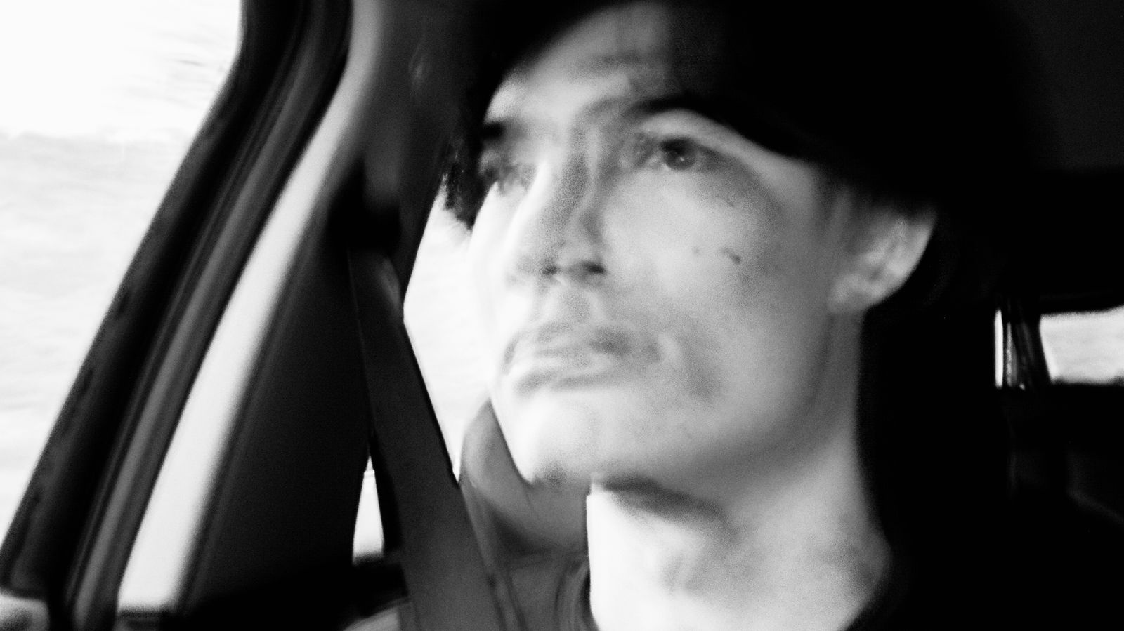 © Eagan Hsu - Image from the A Car Ride photography project