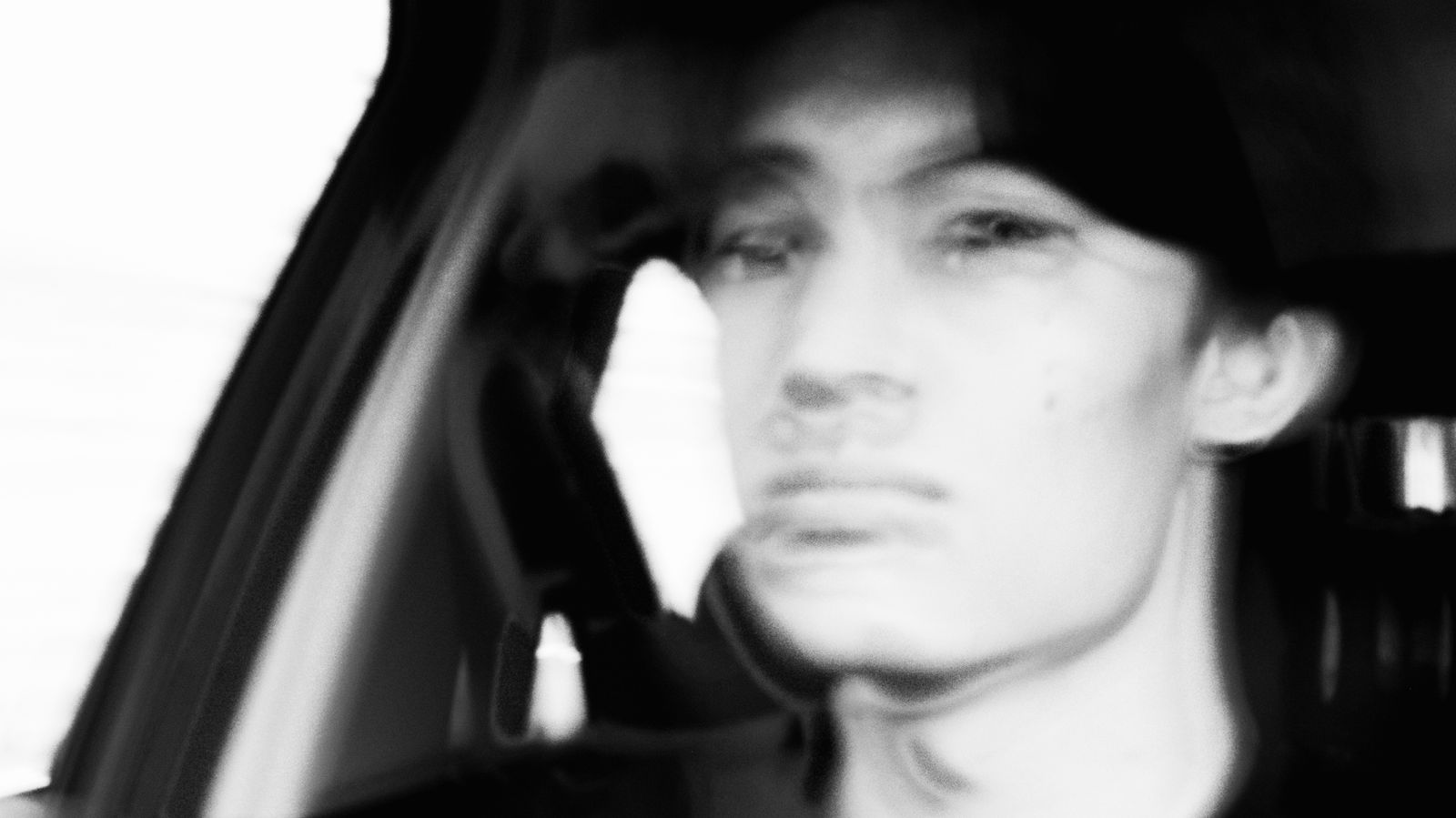 © Eagan Hsu - Image from the A Car Ride photography project
