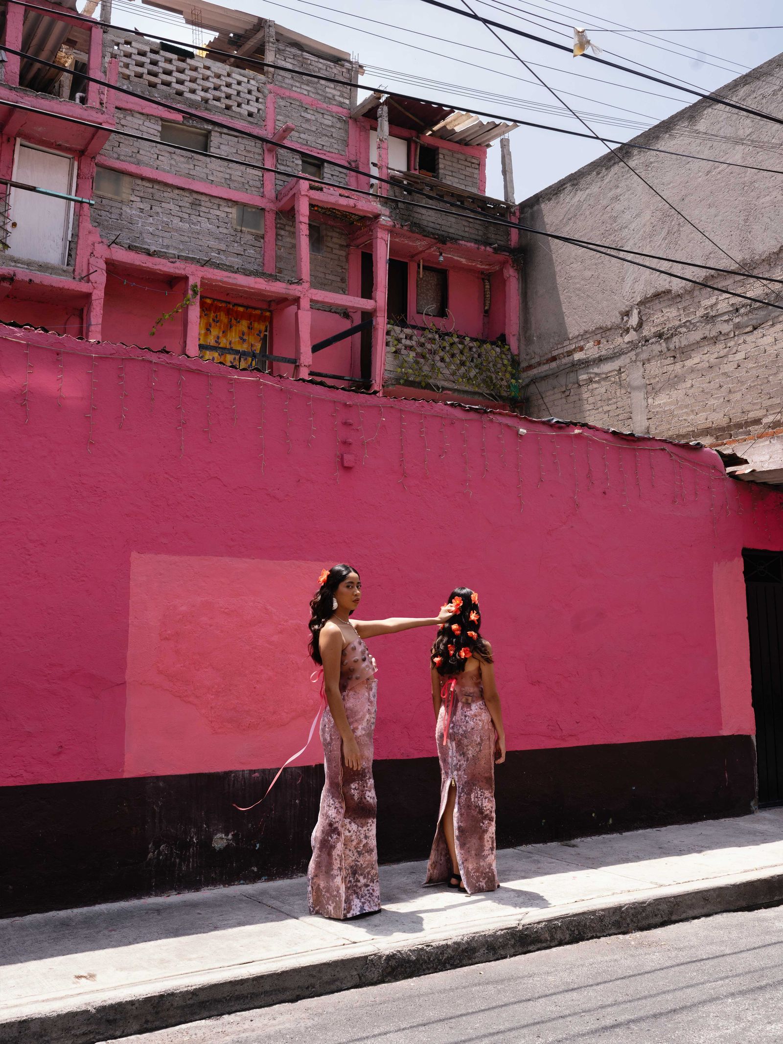 © Lucero Ardila - Image from the Tales of the Asphalt Flower photography project