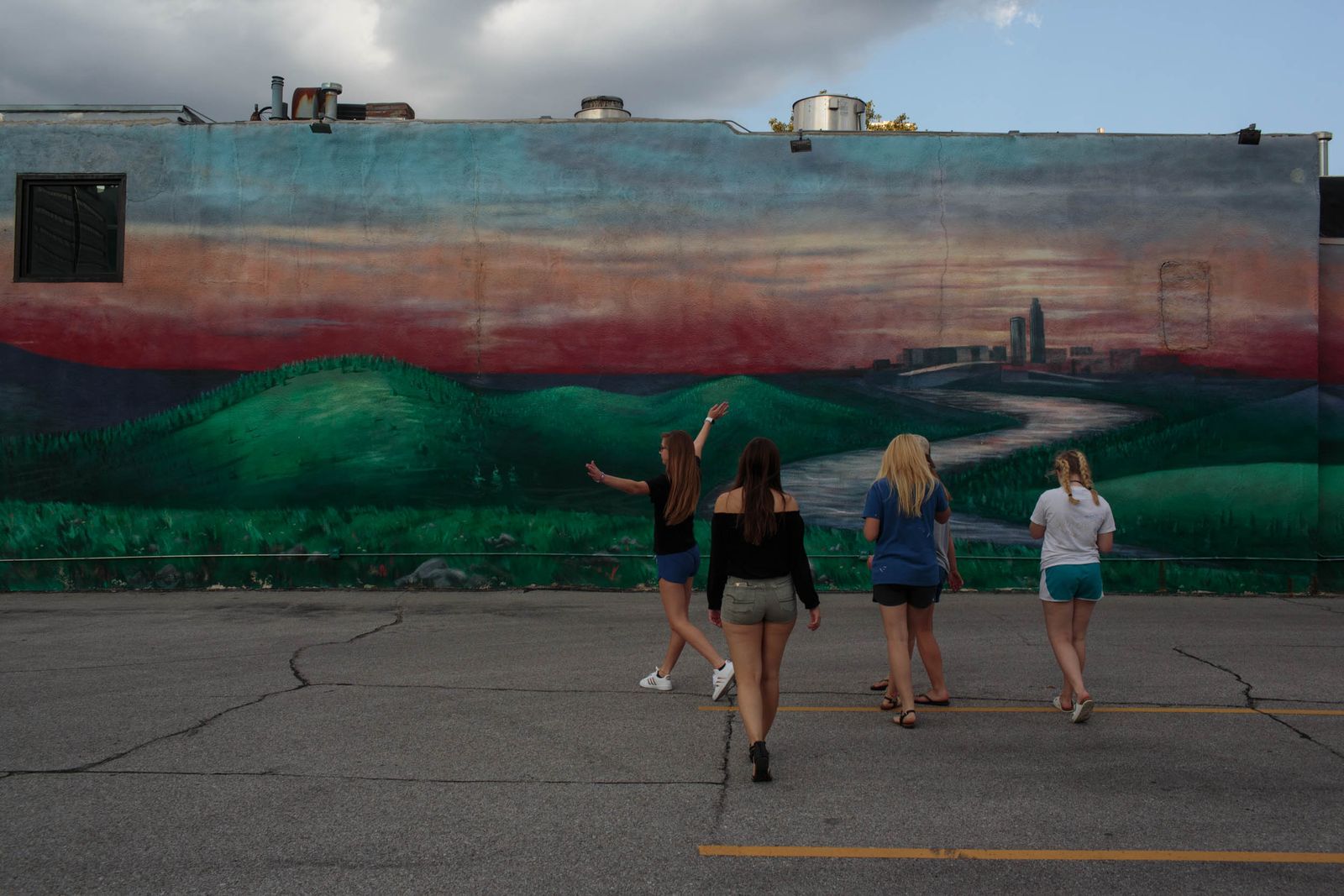 © Sarah Blesener - Image from the beckon us from home photography project