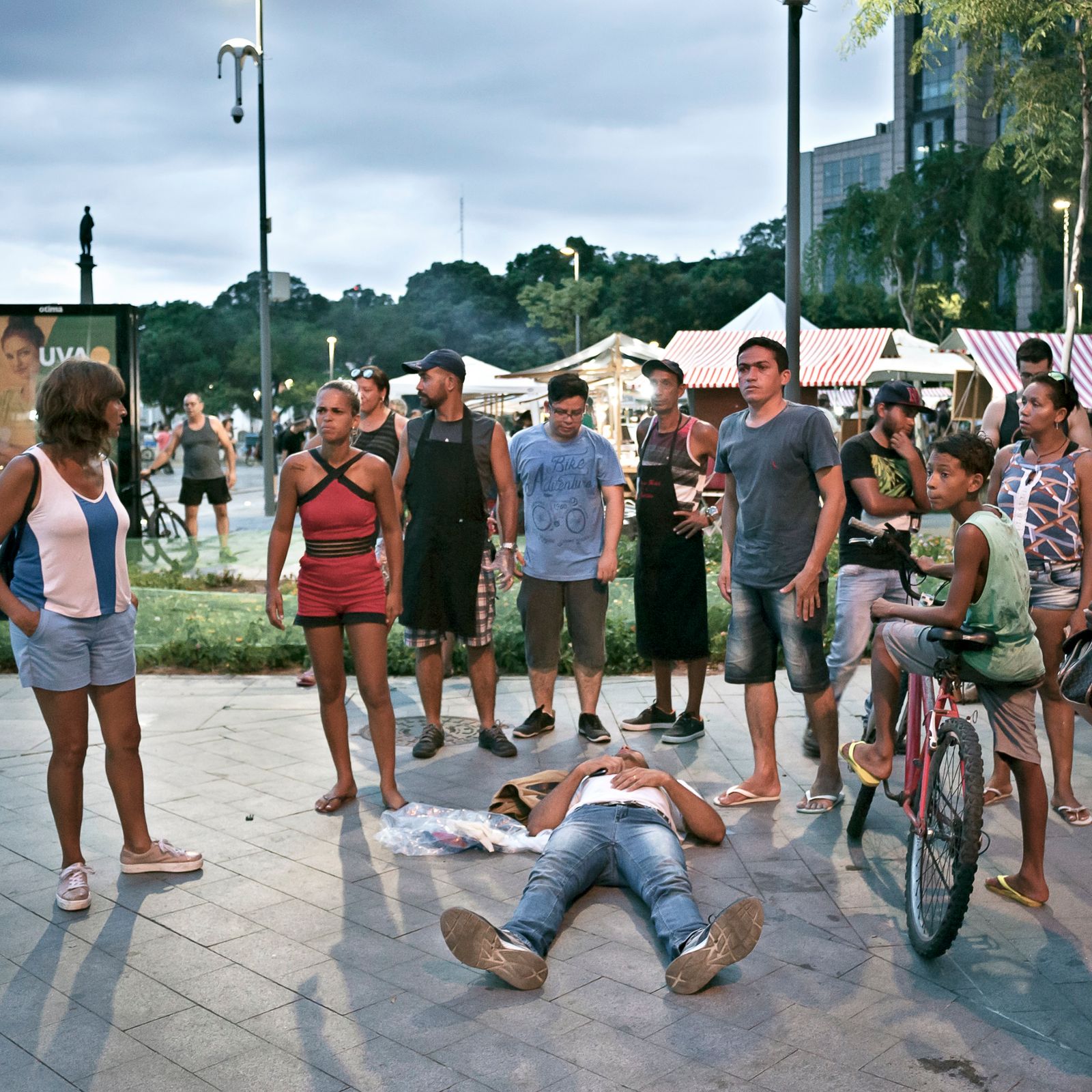 © Lara Ciarabellini - Image from the Urban Rio: life in between beaches and favelas photography project