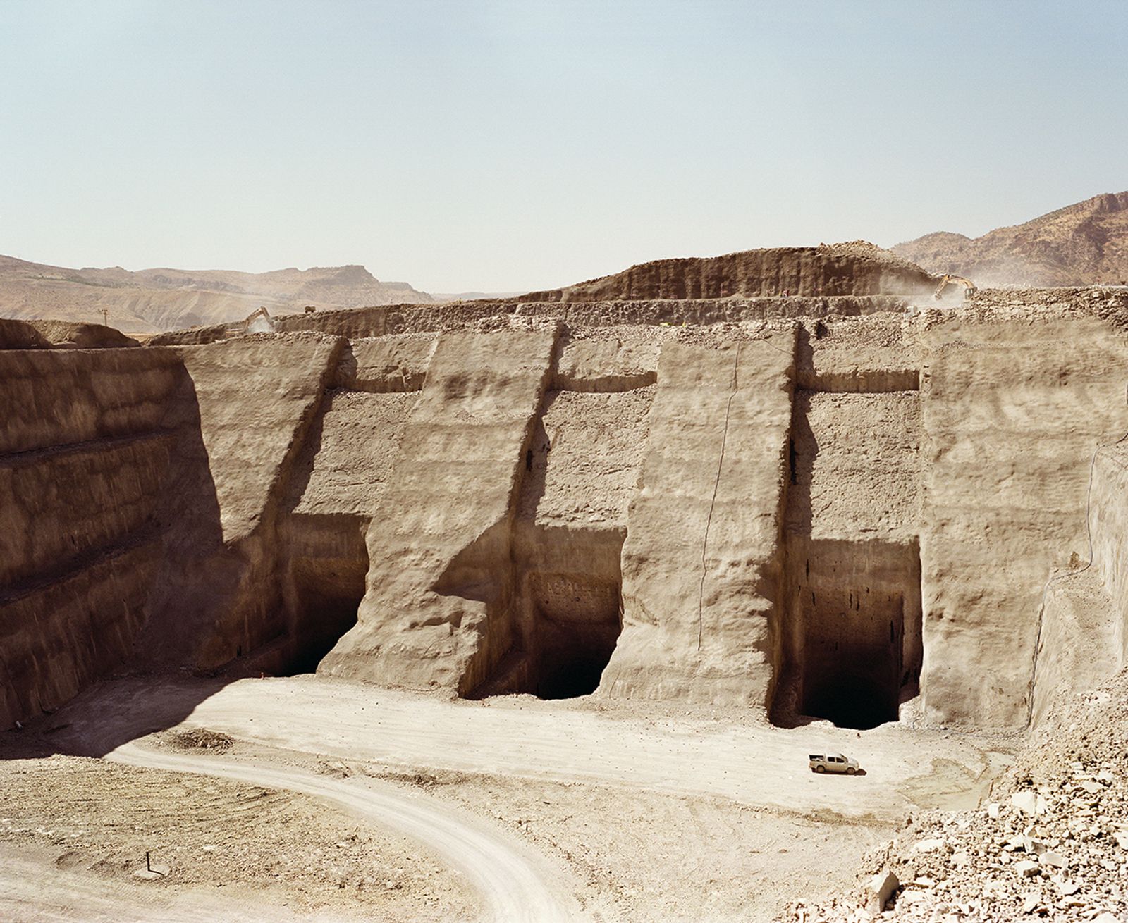 © Mathias Depardon - Image from the GOLD RIVERS photography project