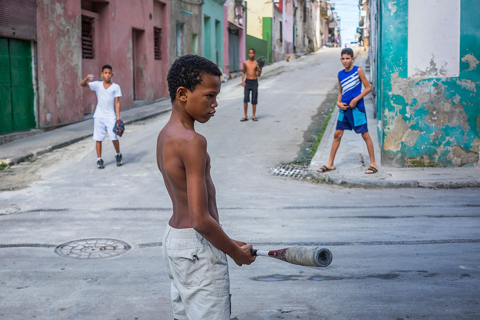© Helga Salwe - Children playing in the street in Havana, Cuba.