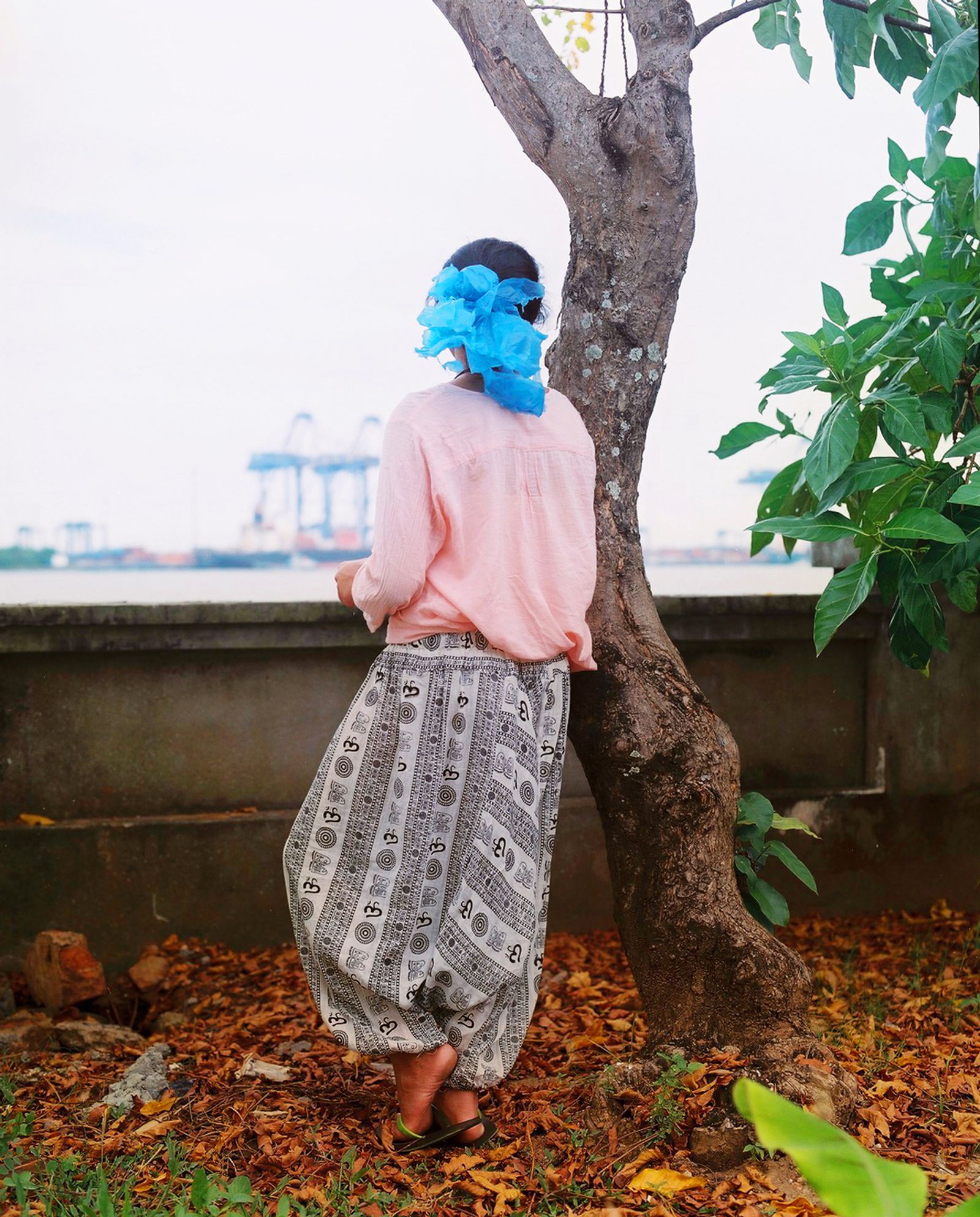 © Marysa Dowling - Blue Bag, Devaki, Kochi India 2016