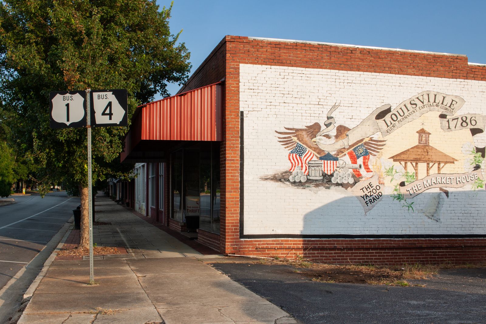 © Becci Davis - The Broad Street mural in Louisville.