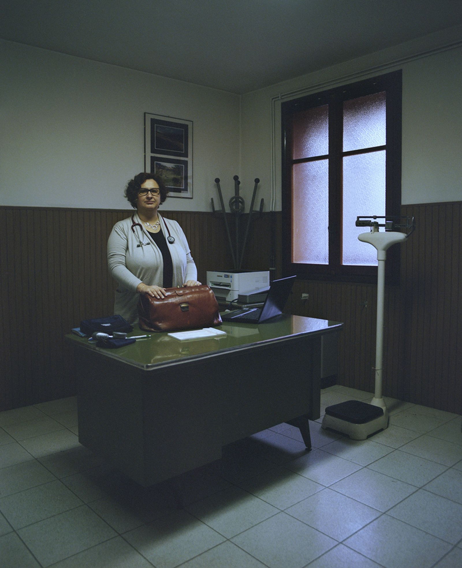 © Nola Minolfi - Doct. Giavelli.She has 66 patients and she comes to Chamois only on Tuesdays for just one hour.