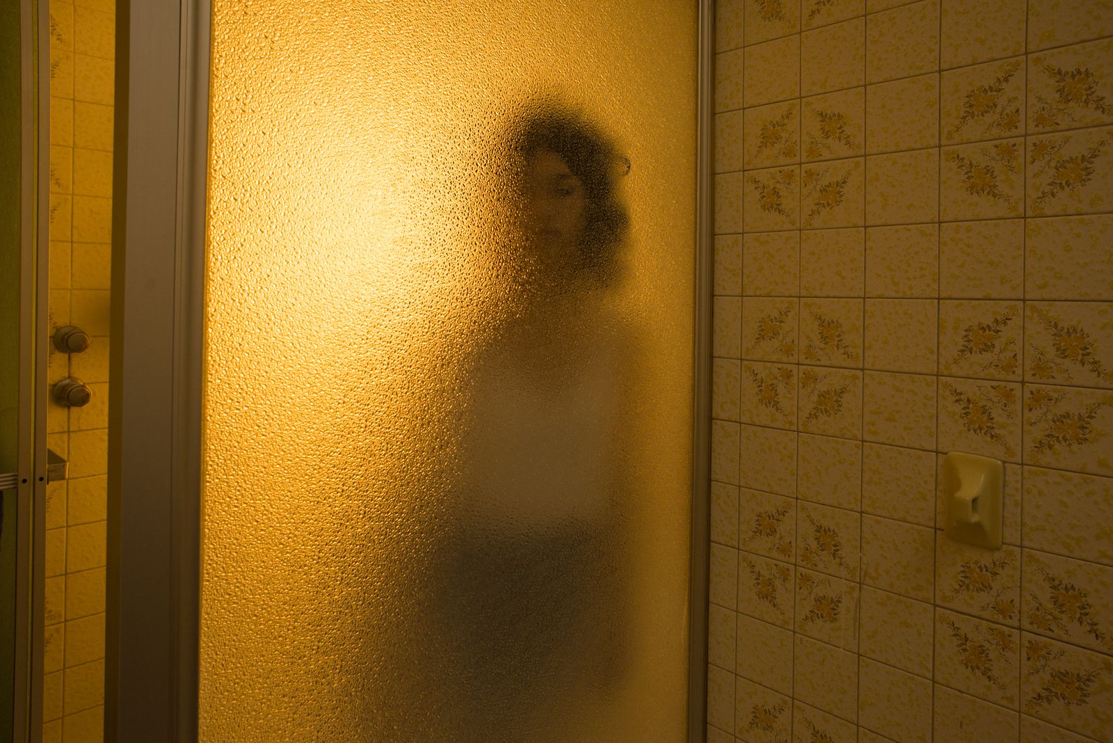 © Tania Franco Klein - Yellow Tiles (Self-portrait)