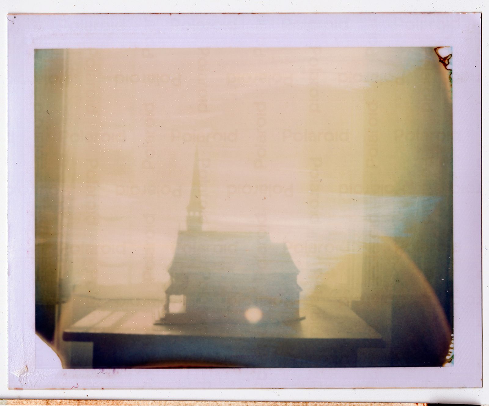 © Laura Pannack - Expired Polaroid Maramures 2014 – The palace