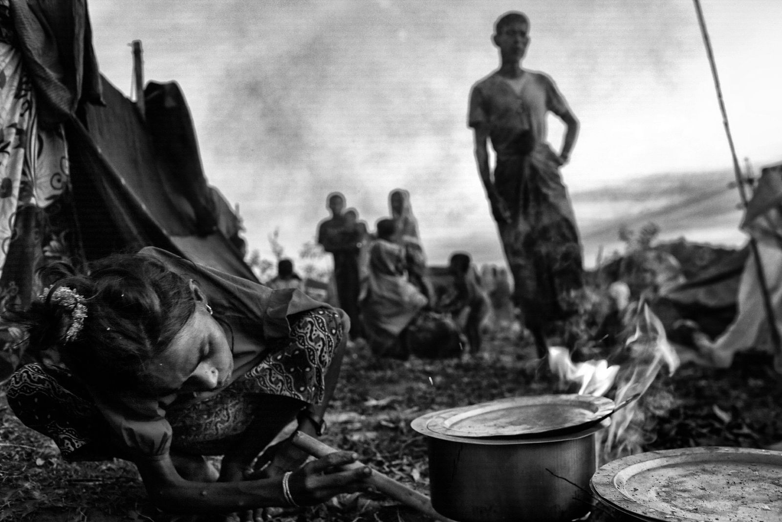 © Mohammad Rakibul Hasan - Newly arrived Rohingya refugees find their temporary shelter on a mountain in Bangladesh.