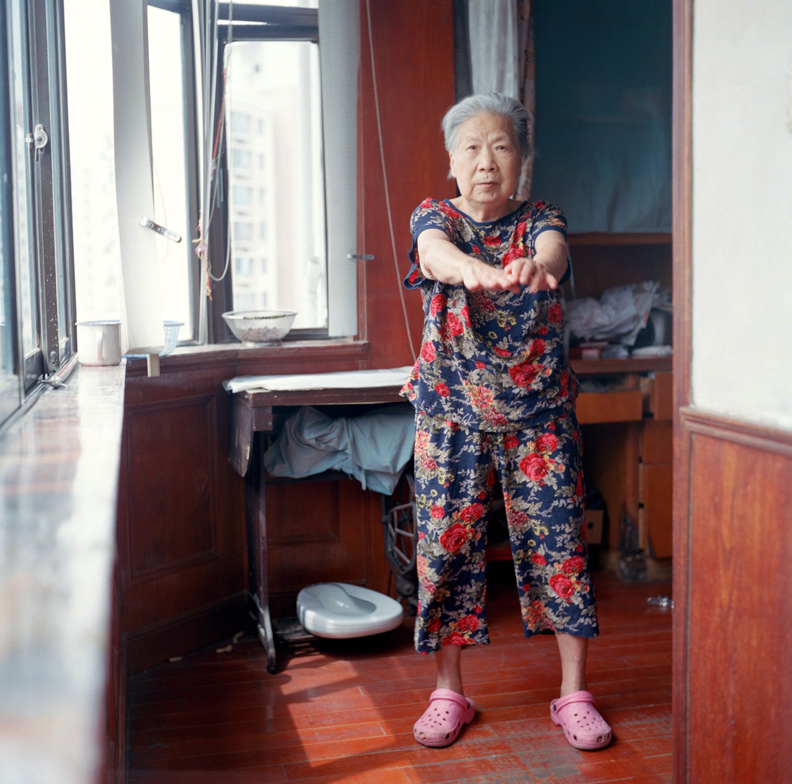 © Yang Zhou - Image from the How to Grow Old photography project